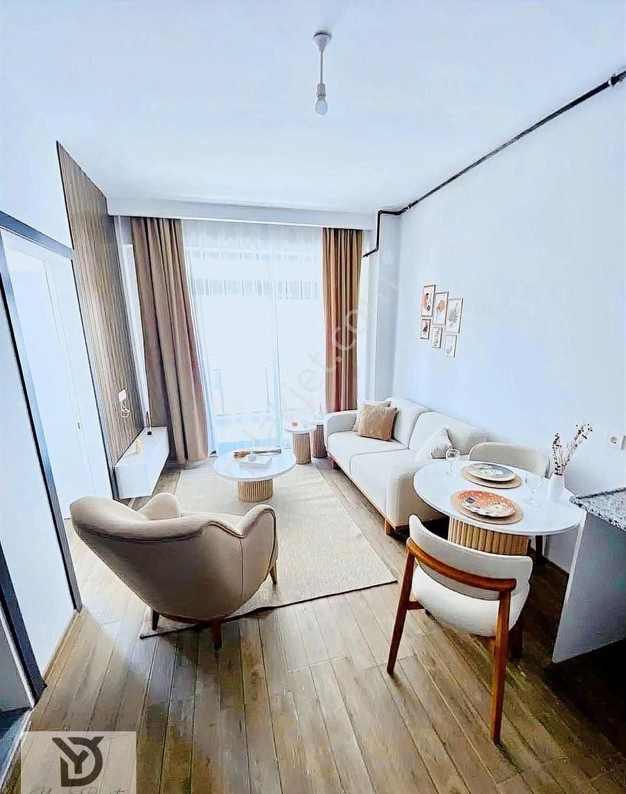 Zeytinköy'de Full Lüx Eşyalı~balkonlu 1+1 Apart - Görsel 3