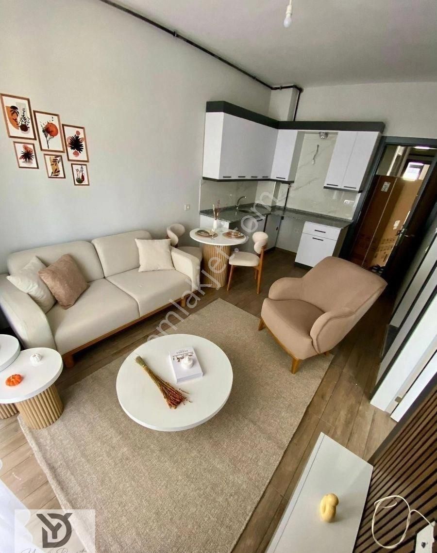 Zeytinköy’de 1+1 Balkonlu Full Lüx Eşyalı Kiralık Apart - Görsel 10