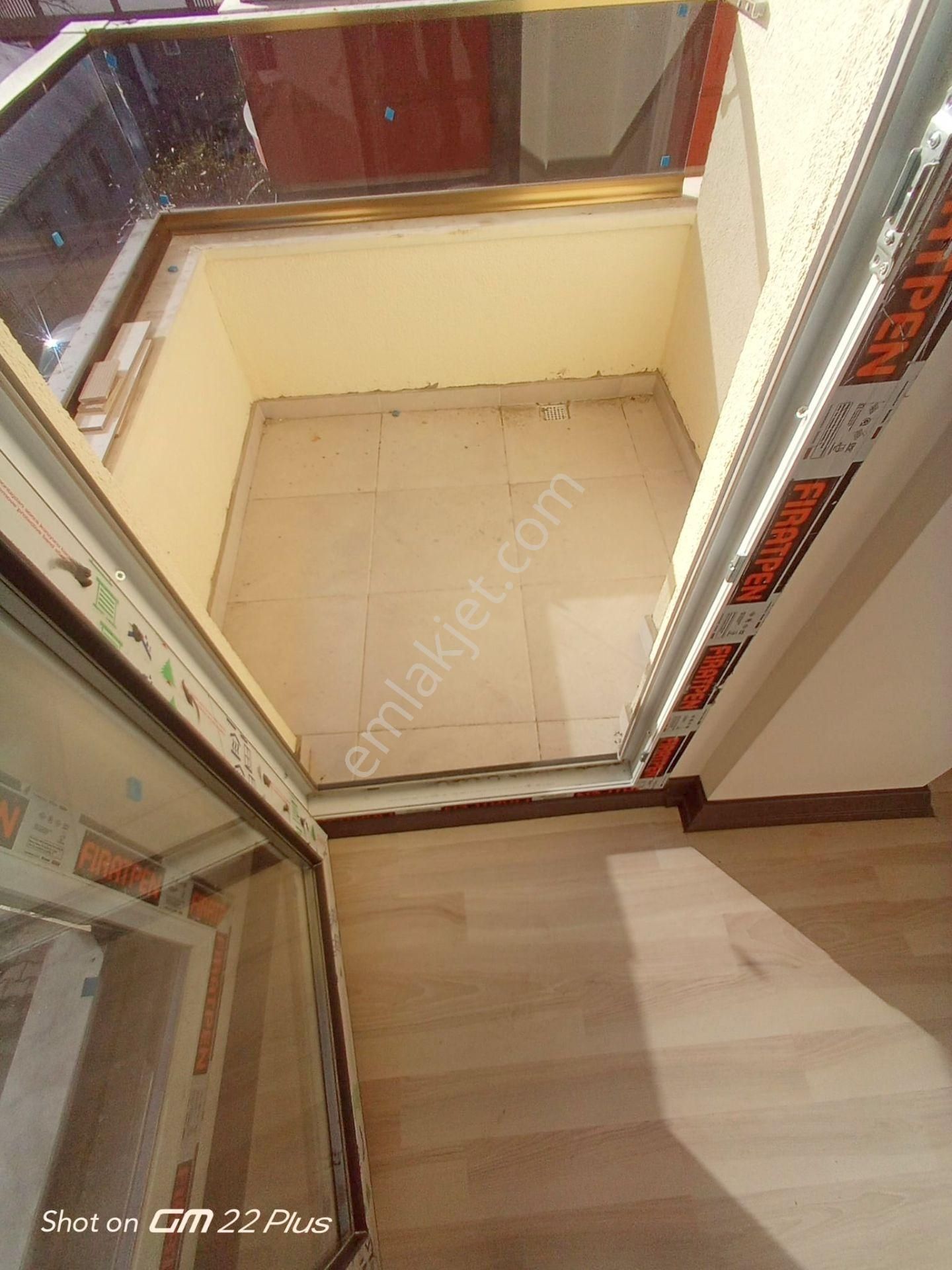 Bahcelievler Çobançeşmede Satlık 2+1 Arakat Sıfır Daire - Görsel 9