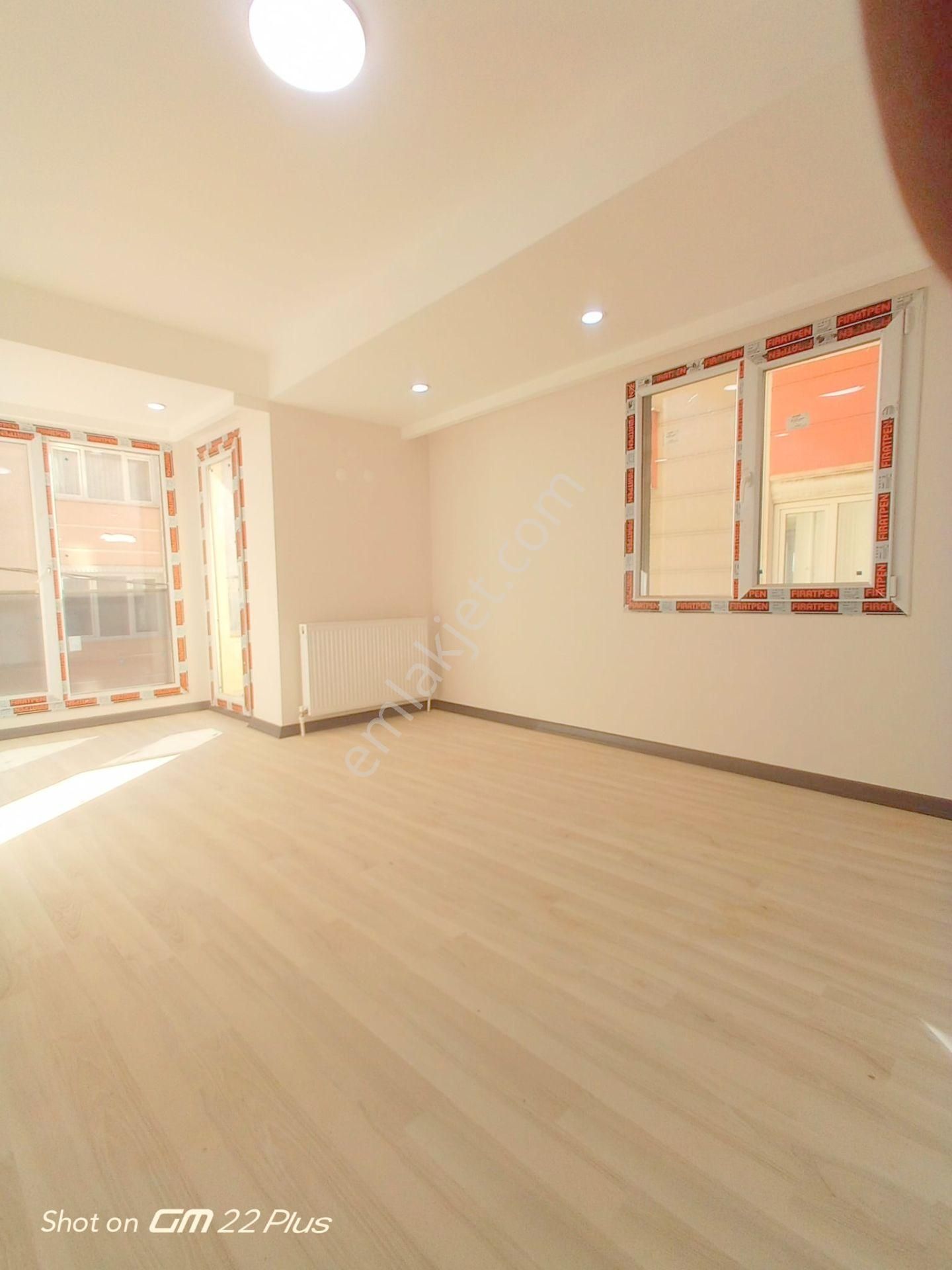 Bahcelievler Çobançeşmede Satlık 2+1 Arakat Sıfır Daire - Görsel 2