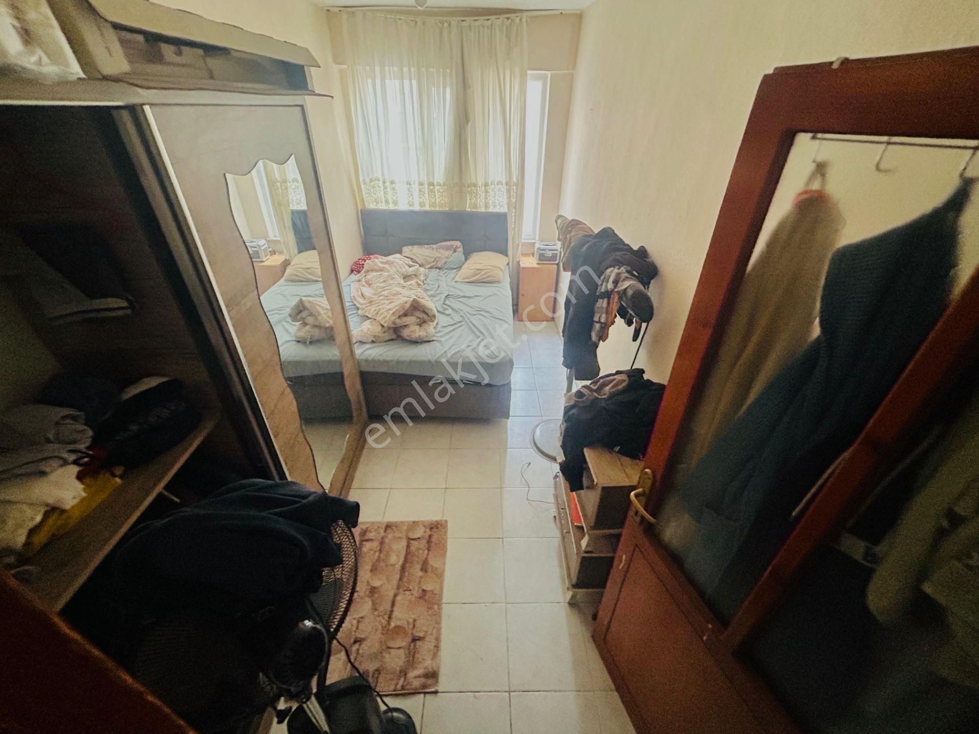 Yetkisi Yükselden! Edremit Cadde Üzeri Arakat K.mutfak 2+1 Satılık Daire - Görsel 10