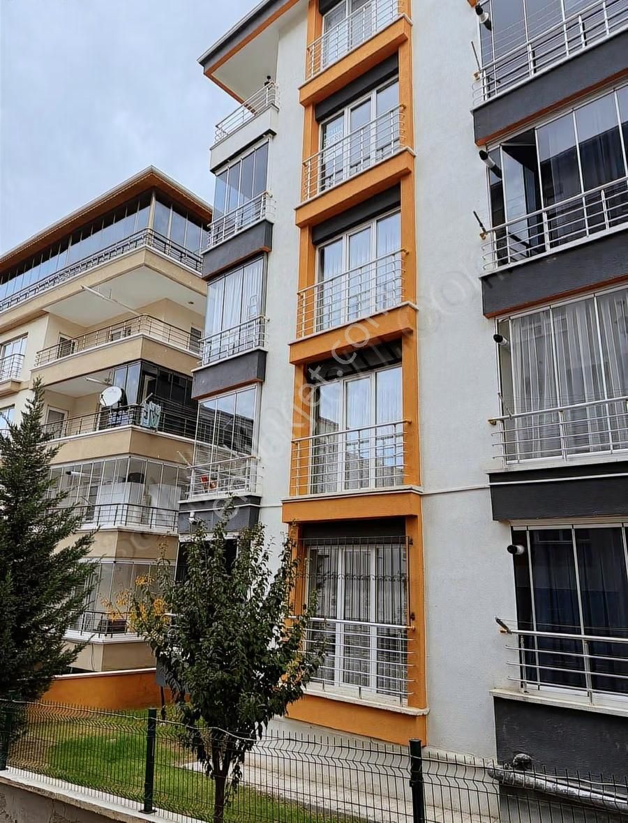 Yükseltepede Merkezi Konumda Kiralık 3+1 Geniş Daire - Görsel 11