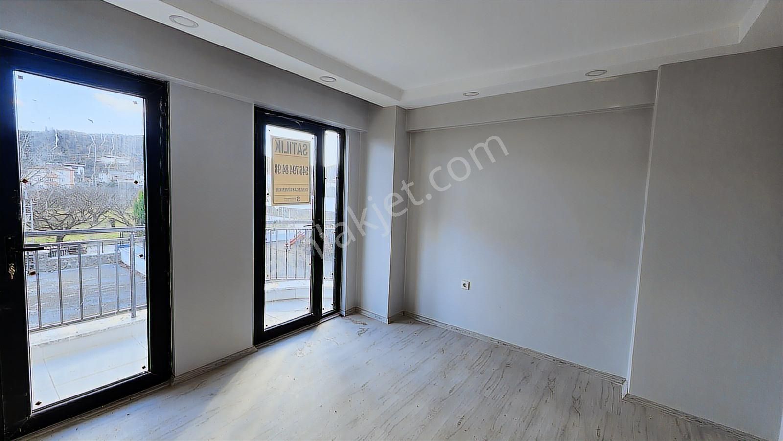 Altınova Merkezde | Sıfır Binada | 1+1 Full Eşyalı Daire - Görsel 4