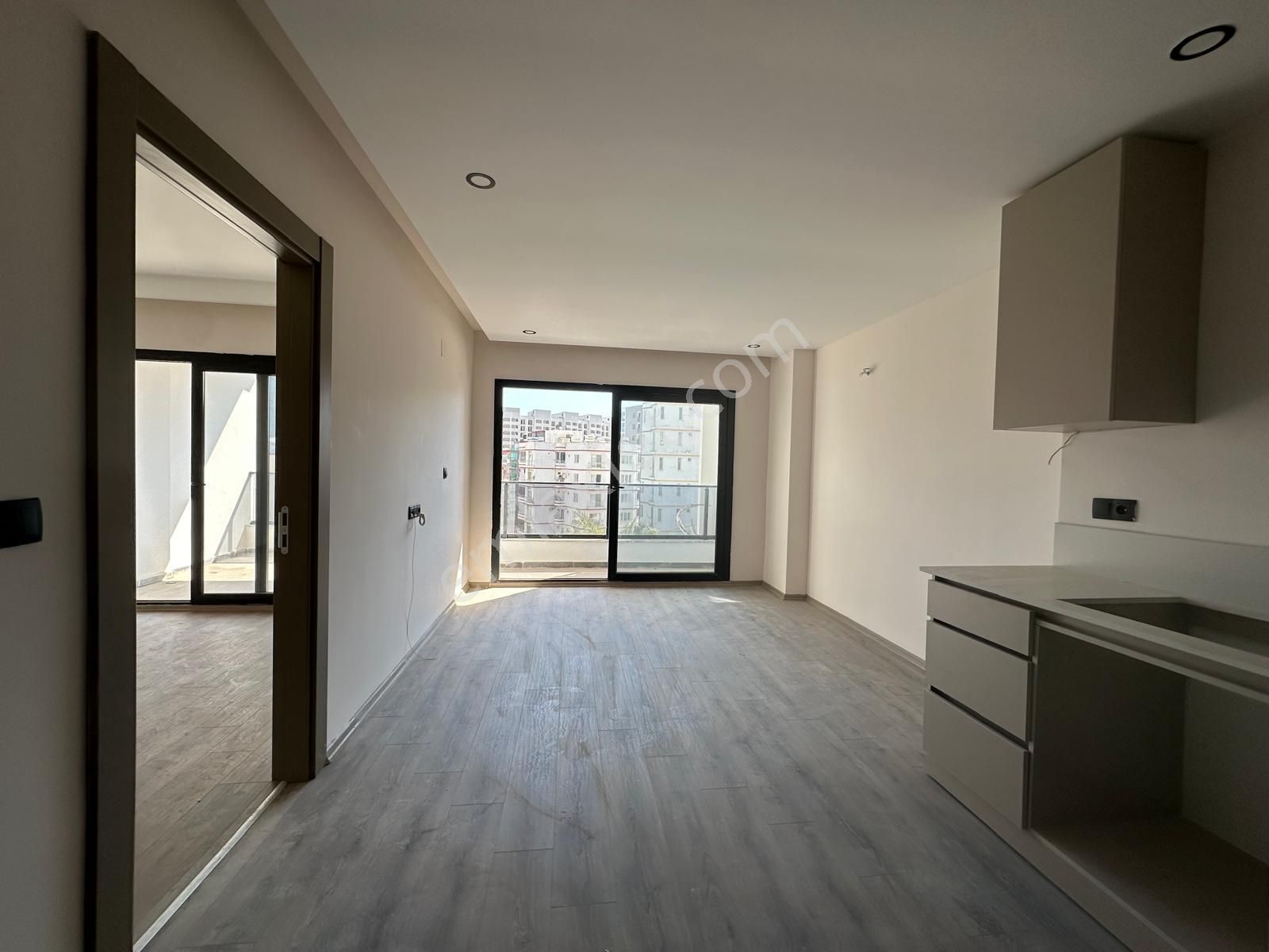 Erdemli Ayaş'ta Sıfır, Deniz Manzaralı 1+1 Site İçi Daire - Görsel 8