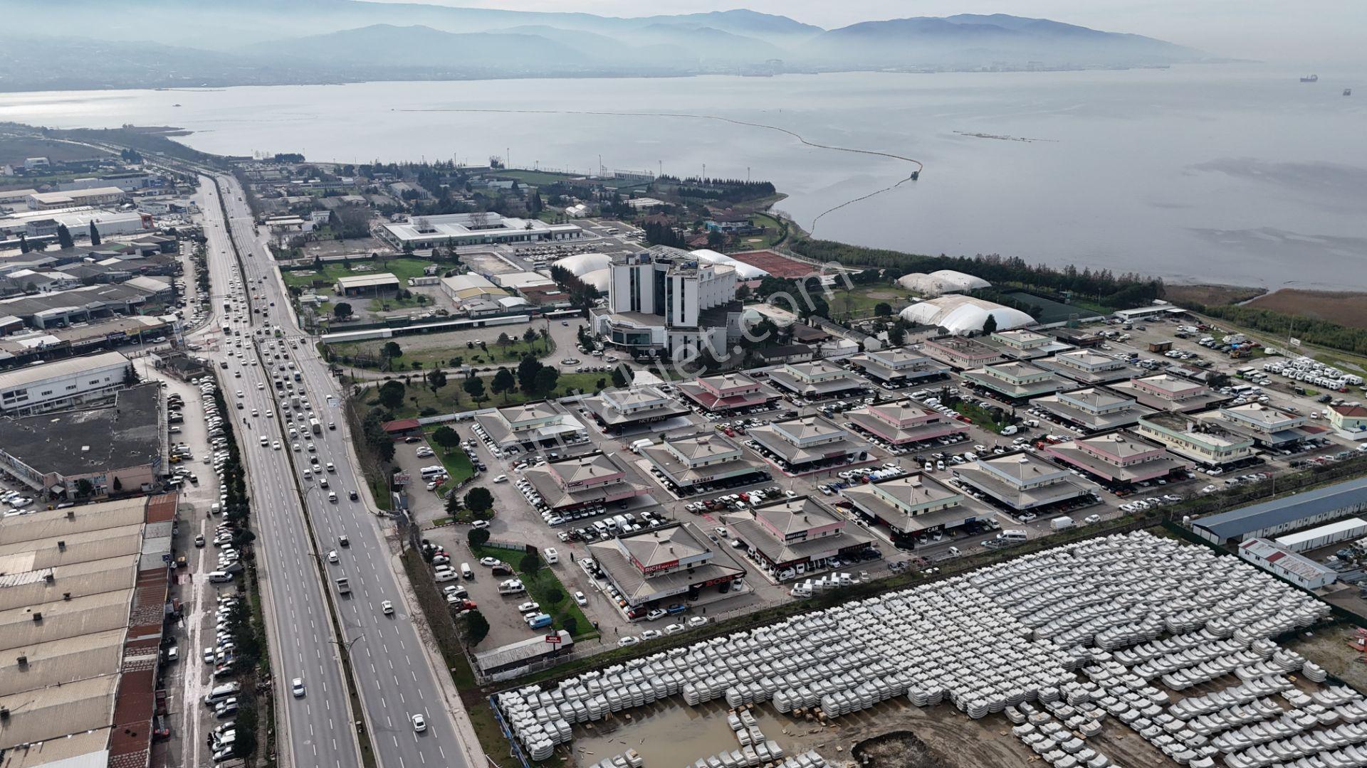 İzmit Galericiler Sitesi Satılık Dükkan Oto Ticaret Merkezi - Görsel 6