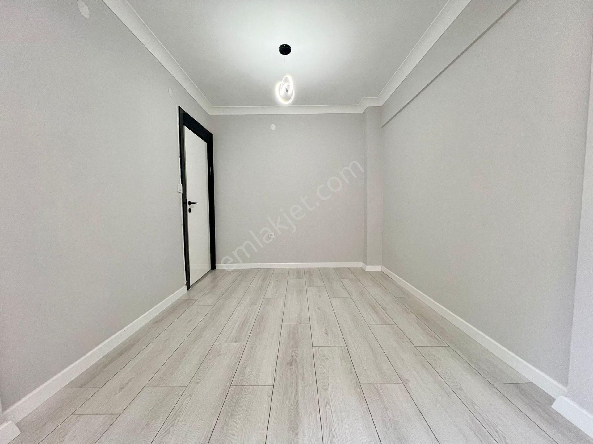 ✅✅alçınar Emlaktan Bahçe Kullanımlı 1+1 Fiyatına Masrafsız 2+1✅✅ - Görsel 7