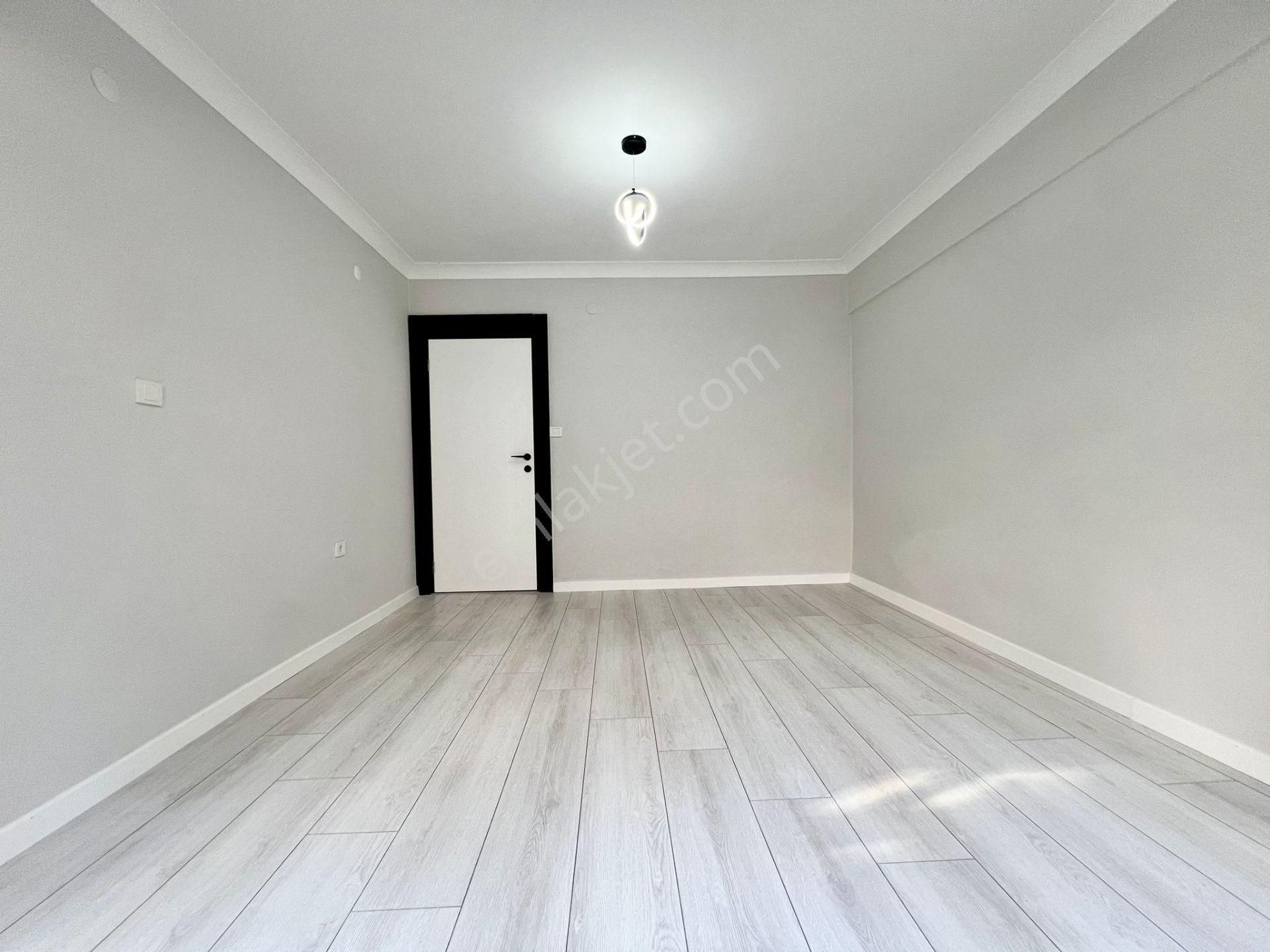 ✅✅alçınar Emlaktan Bahçe Kullanımlı 1+1 Fiyatına Masrafsız 2+1✅✅ - Görsel 25