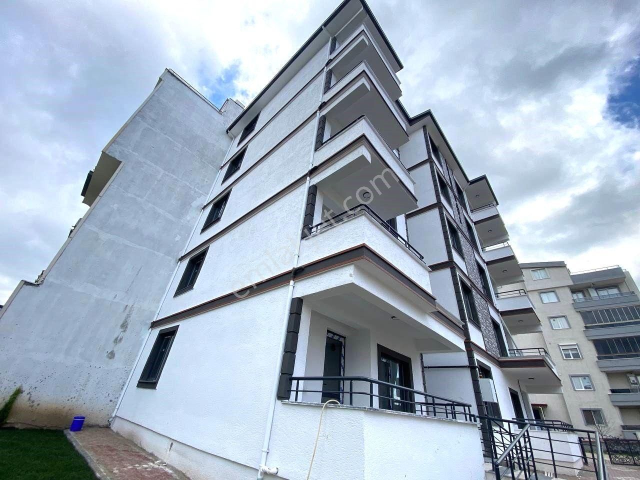 ꧁aktiften Cumhuriyette Şık Tasarımlı Öne Cephe Geniş Balkonlu 1+1 Satılık Daire