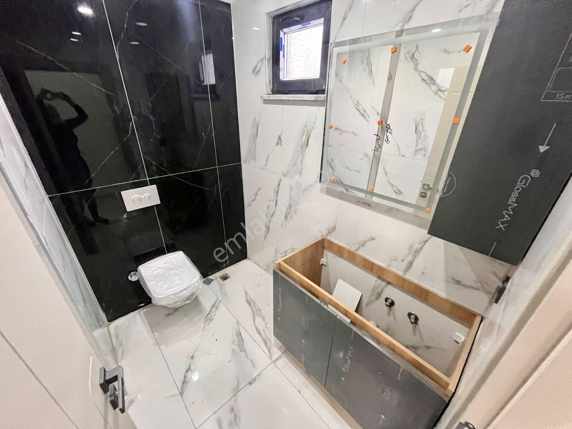 Yükselden Satılık Edremitte 'özel Otoparklı Bahçeli Ultra Lüx' 4+1 Villa - Görsel 7