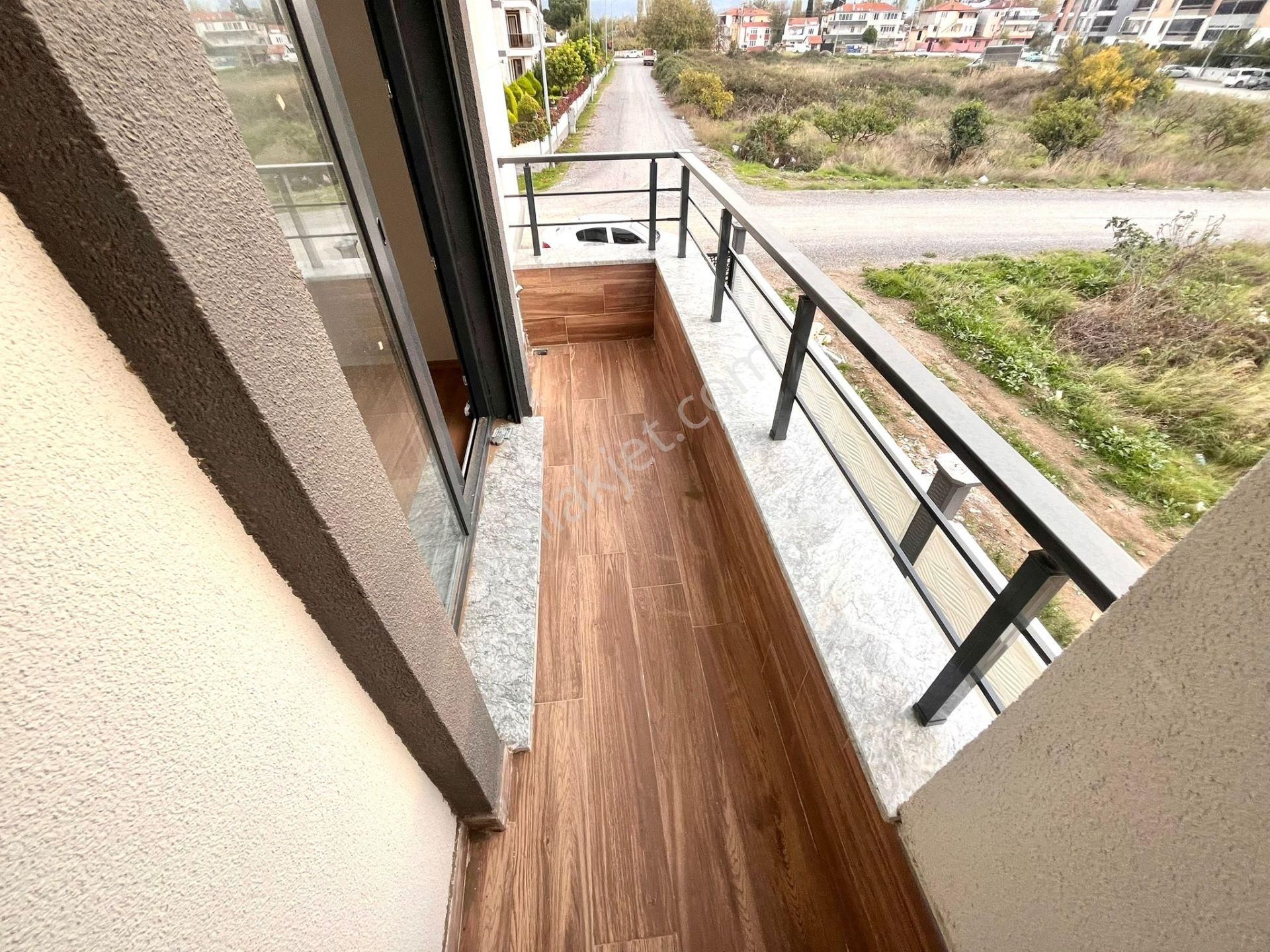 Yükselden Satılık Edremitte 'özel Otoparklı Bahçeli Ultra Lüx' 4+1 Villa - Görsel 28