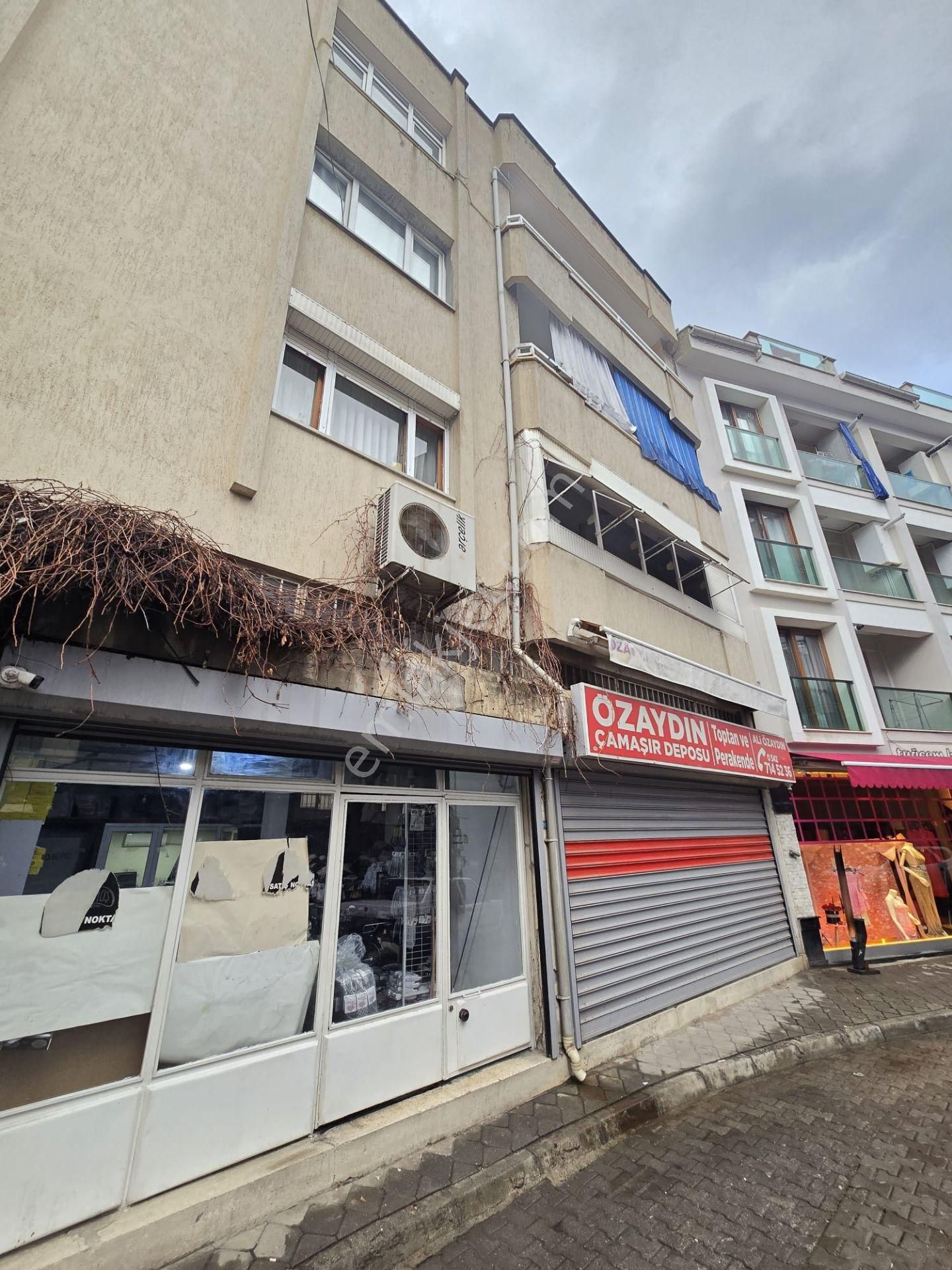 Satılık Mithatpaşada 3+1 160 M2 Jeotermalli Panjurlu Geniş Daire - Görsel 13