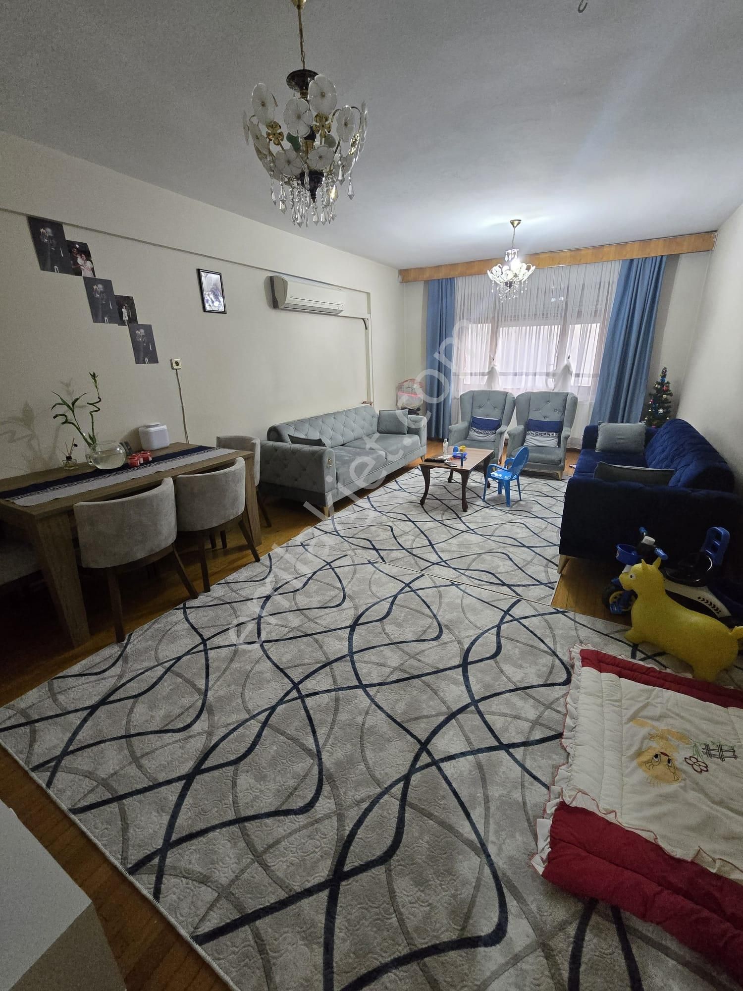 Satılık Mithatpaşada 3+1 160 M2 Jeotermalli Panjurlu Geniş Daire - Görsel 2