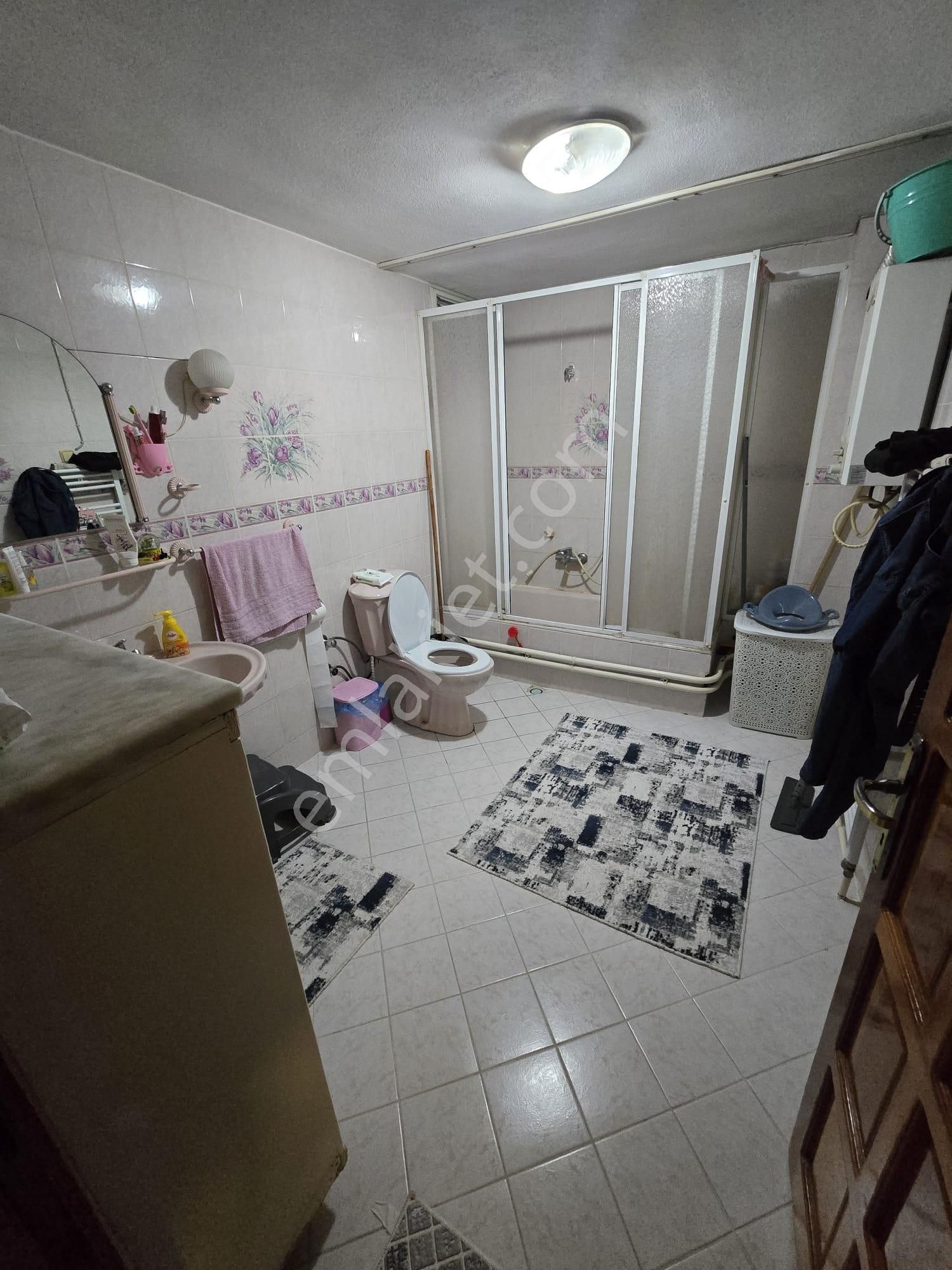 Satılık Mithatpaşada 3+1 160 M2 Jeotermalli Panjurlu Geniş Daire - Görsel 11