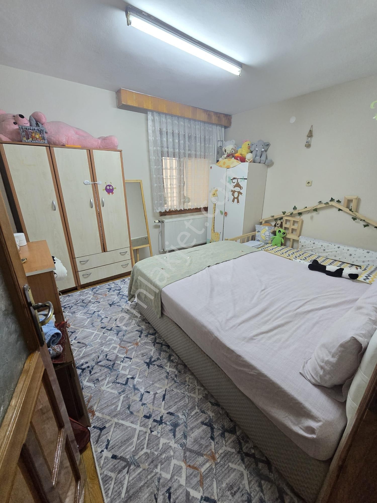 Satılık Mithatpaşada 3+1 160 M2 Jeotermalli Panjurlu Geniş Daire - Görsel 9