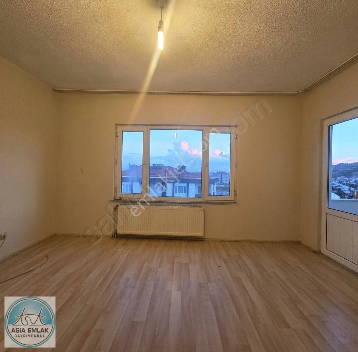 Asia'dan Yenişehir Mah, Az Katlı Site İçi 2+1 - Görsel 6