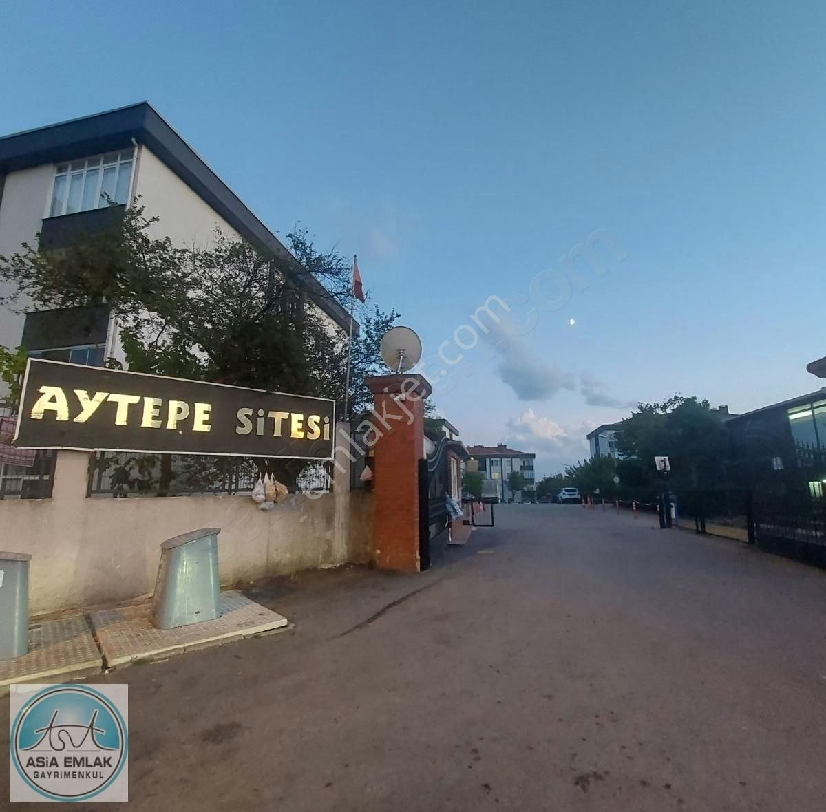 Asia'dan Yenişehir Mah, Az Katlı Site İçi 2+1 - Görsel 3