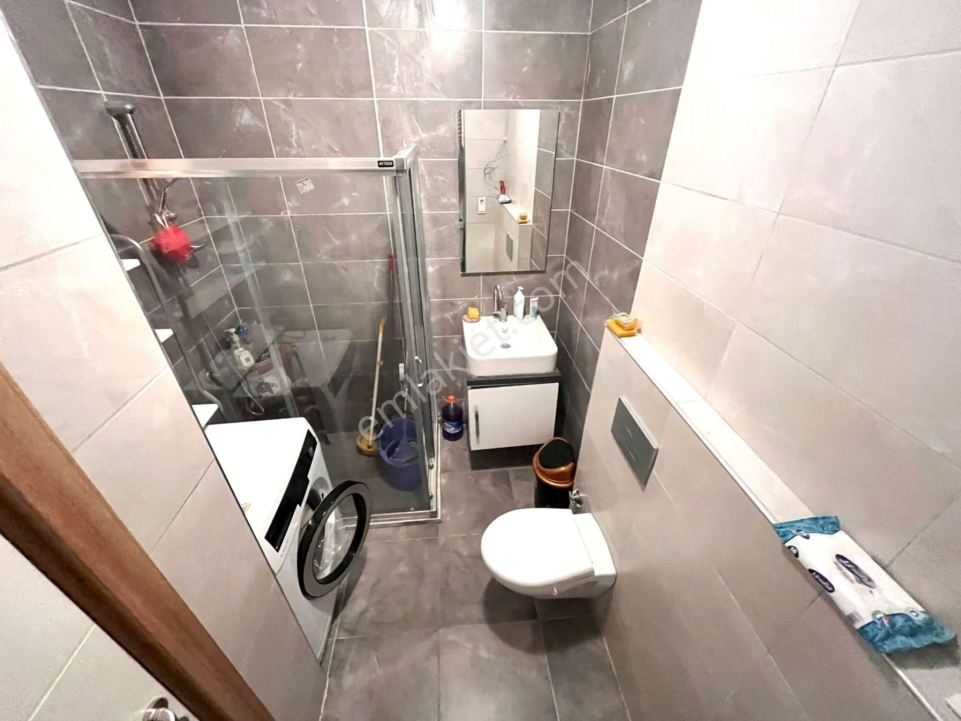 Yetkisi Yüksel'den Kadıköy'de Eşyalı Doğalgazlı Havuzlu 1+1 Satılık Daire - Görsel 14