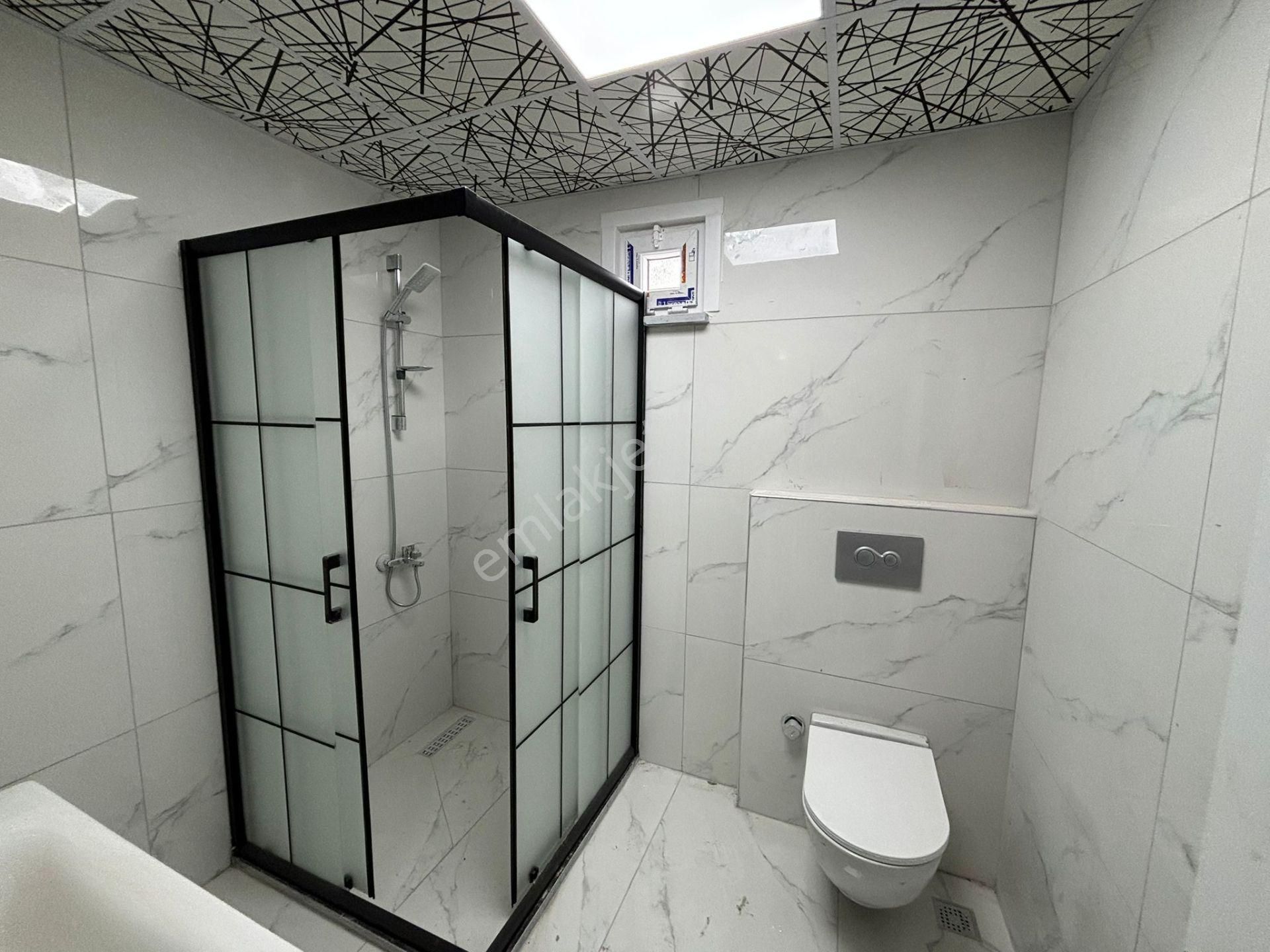 **eryıldız İnşaat'tan**fevzipaşa Merkezi Konumda İskanlı K.otoparklı 2+1**4.kat Güney Cephe - Görsel 28