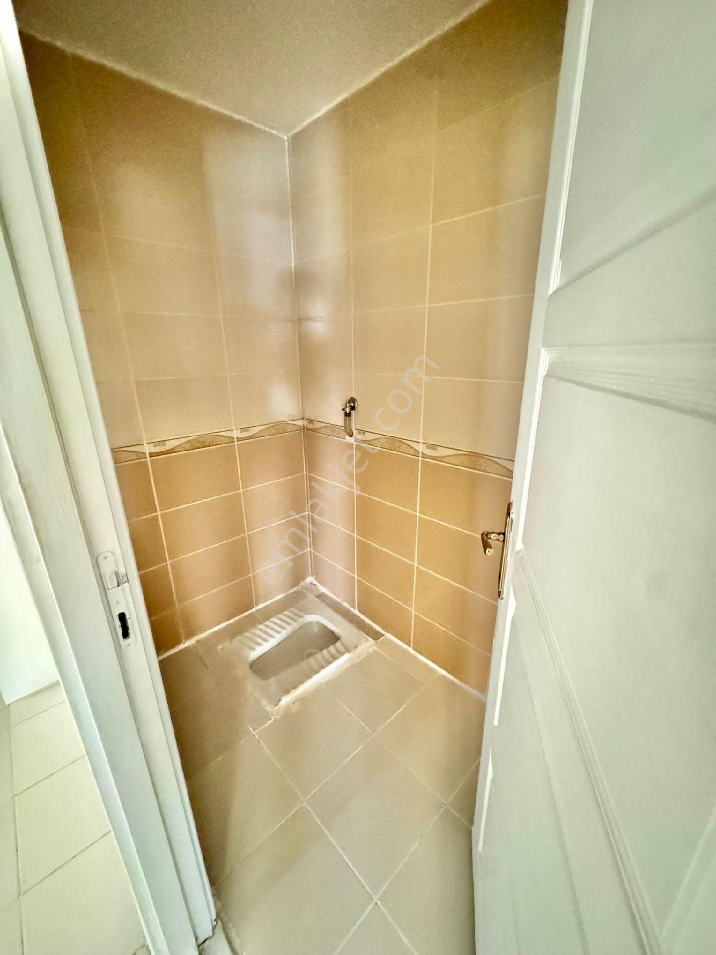 Karapürçek Mah Satılık 3+1 Kat Konumlu Asansörlü Yüksek Kot Uçaklı Park Mevkii - Görsel 20