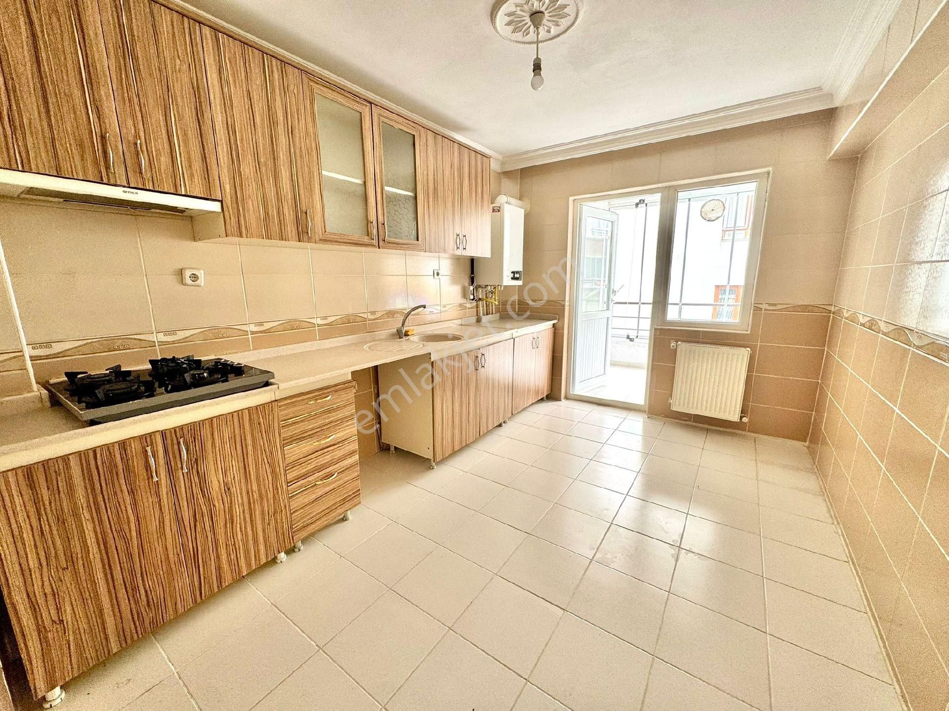 Karapürçek Mah Satılık 3+1 Kat Konumlu Asansörlü Yüksek Kot Uçaklı Park Mevkii - Görsel 25