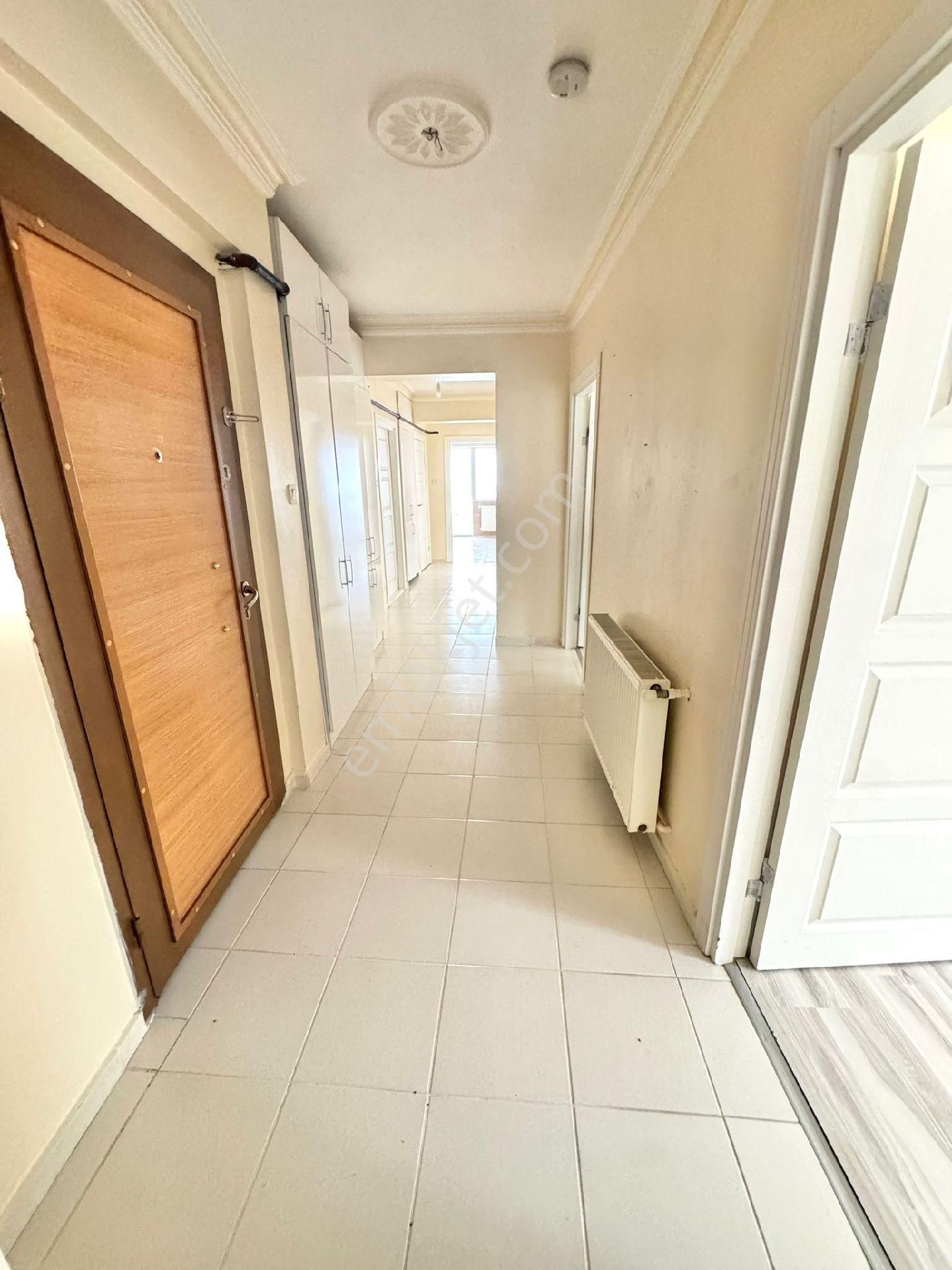 Karapürçek Mah Satılık 3+1 Kat Konumlu Asansörlü Yüksek Kot Uçaklı Park Mevkii - Görsel 7