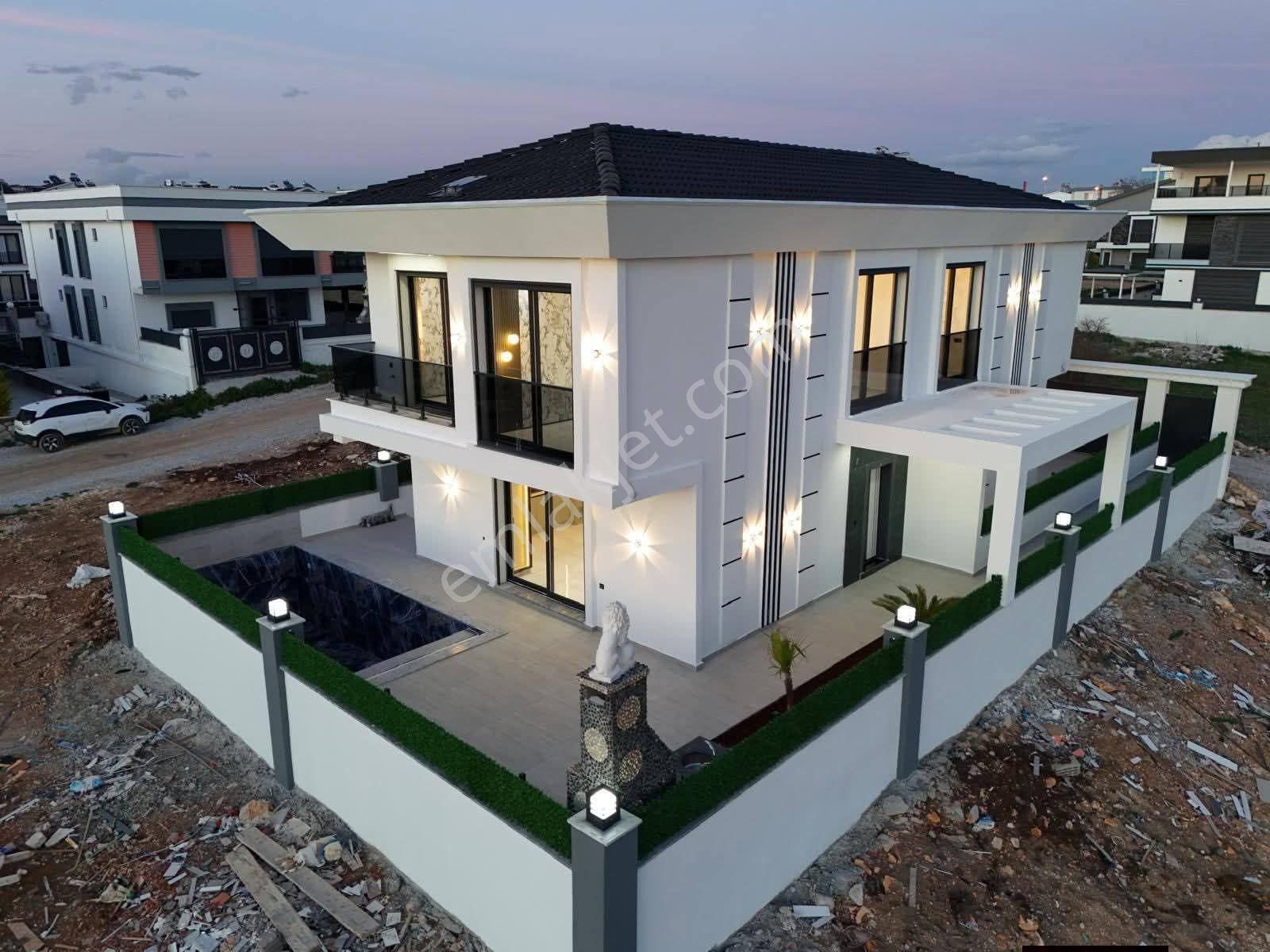 Didim Hisar’da Modern Mimari Ve Seçkin Bir Yaşam: Müstakil Havuzlu Lüks Villalar"