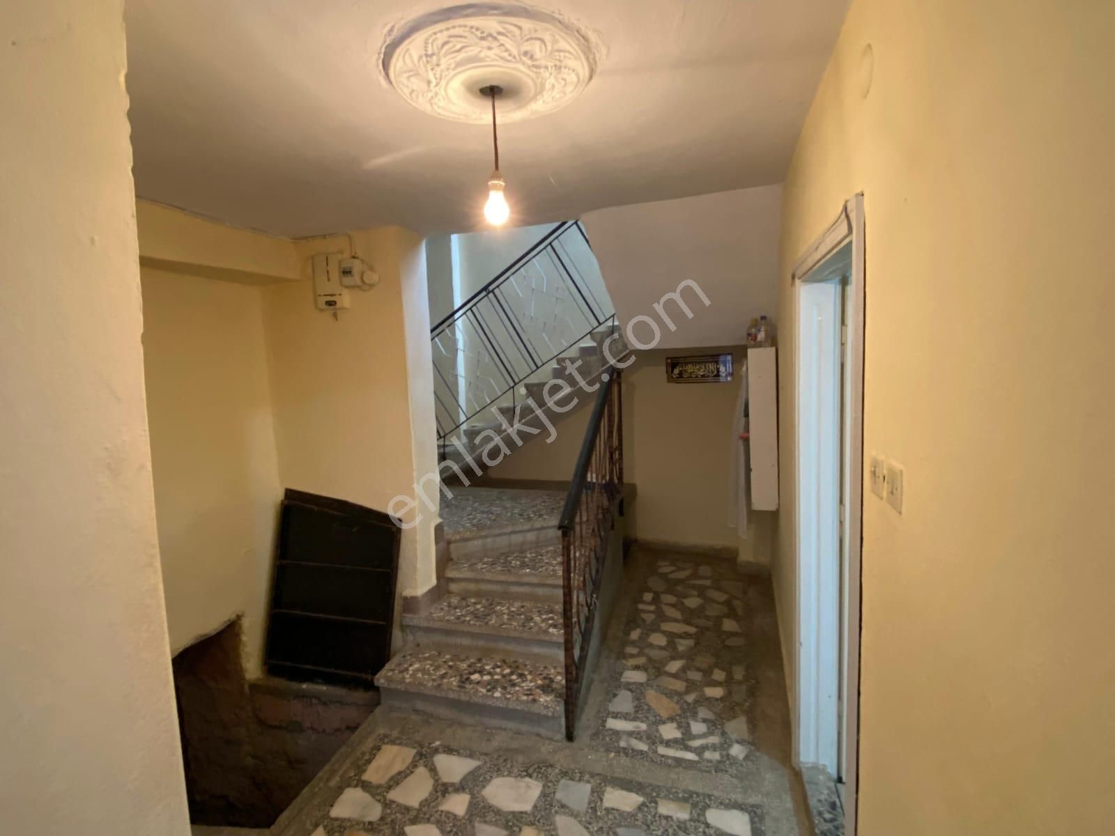 Akçay Emlak'tan Akşehir Yıldırım Mahallesinde Teraslı Satılık Müstakil Ev - Görsel 12