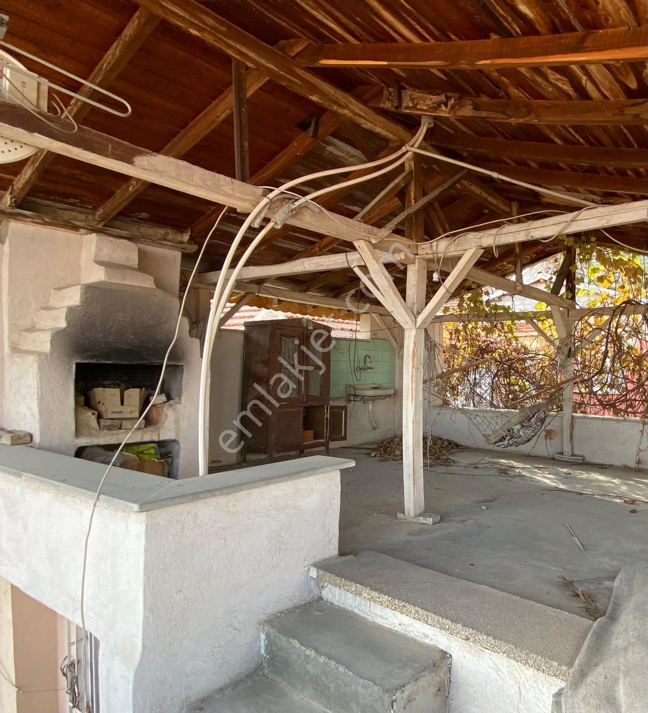 Akçay Emlak'tan Akşehir Yıldırım Mahallesinde Teraslı Satılık Müstakil Ev - Görsel 23