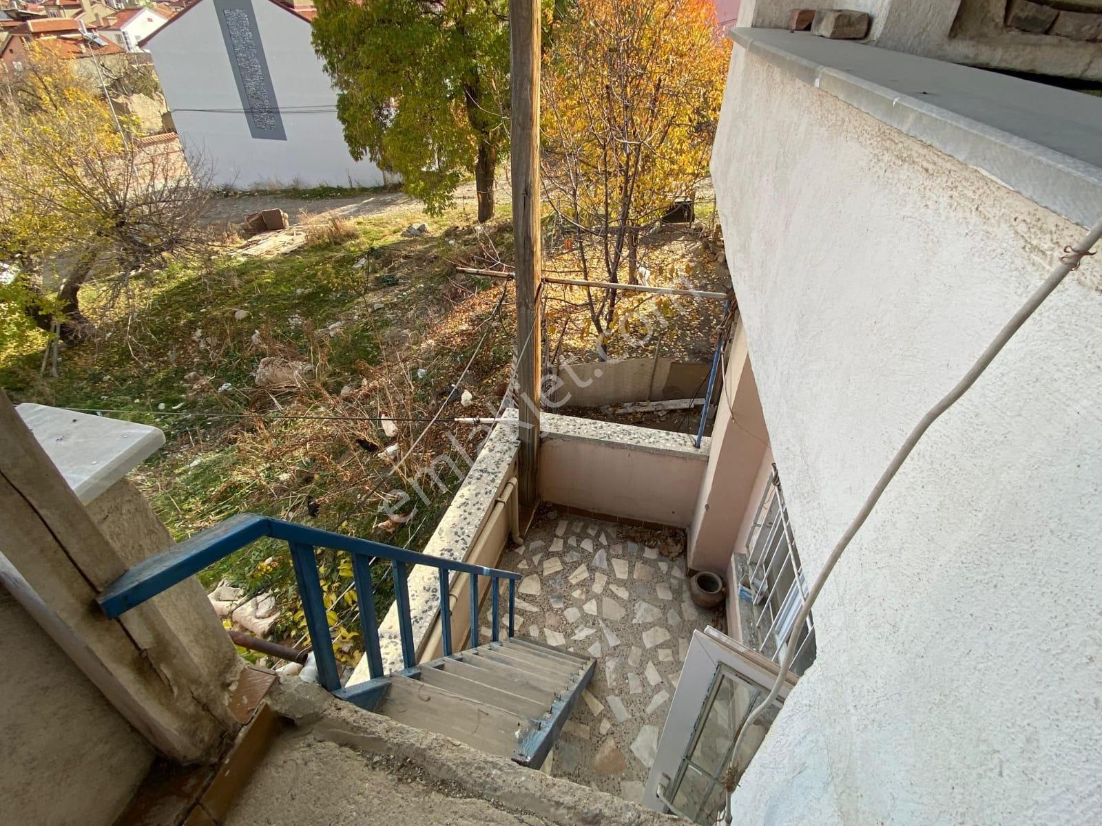 Akçay Emlak'tan Akşehir Yıldırım Mahallesinde Teraslı Satılık Müstakil Ev - Görsel 26