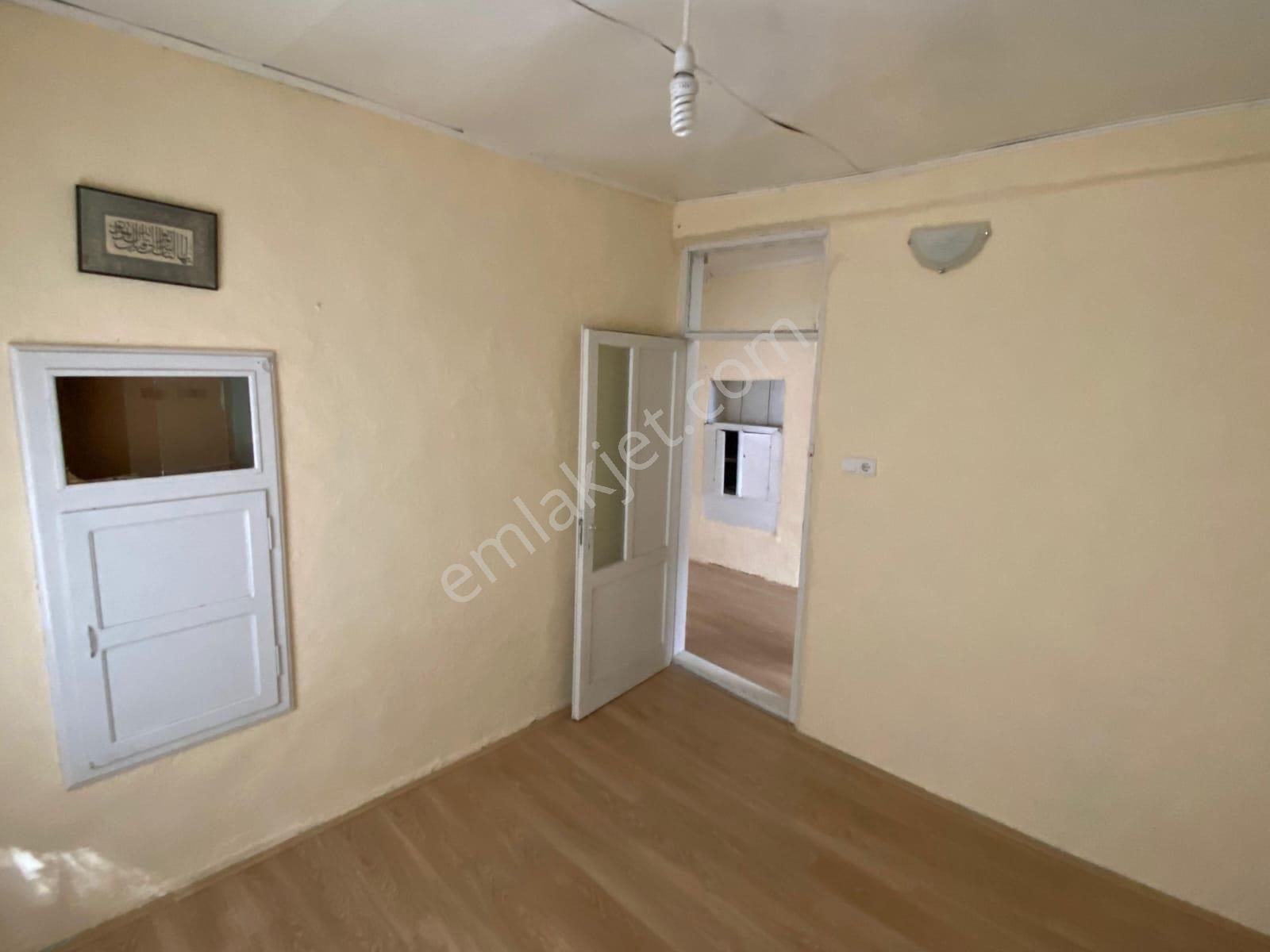 Akçay Emlak'tan Akşehir Yıldırım Mahallesinde Teraslı Satılık Müstakil Ev - Görsel 11