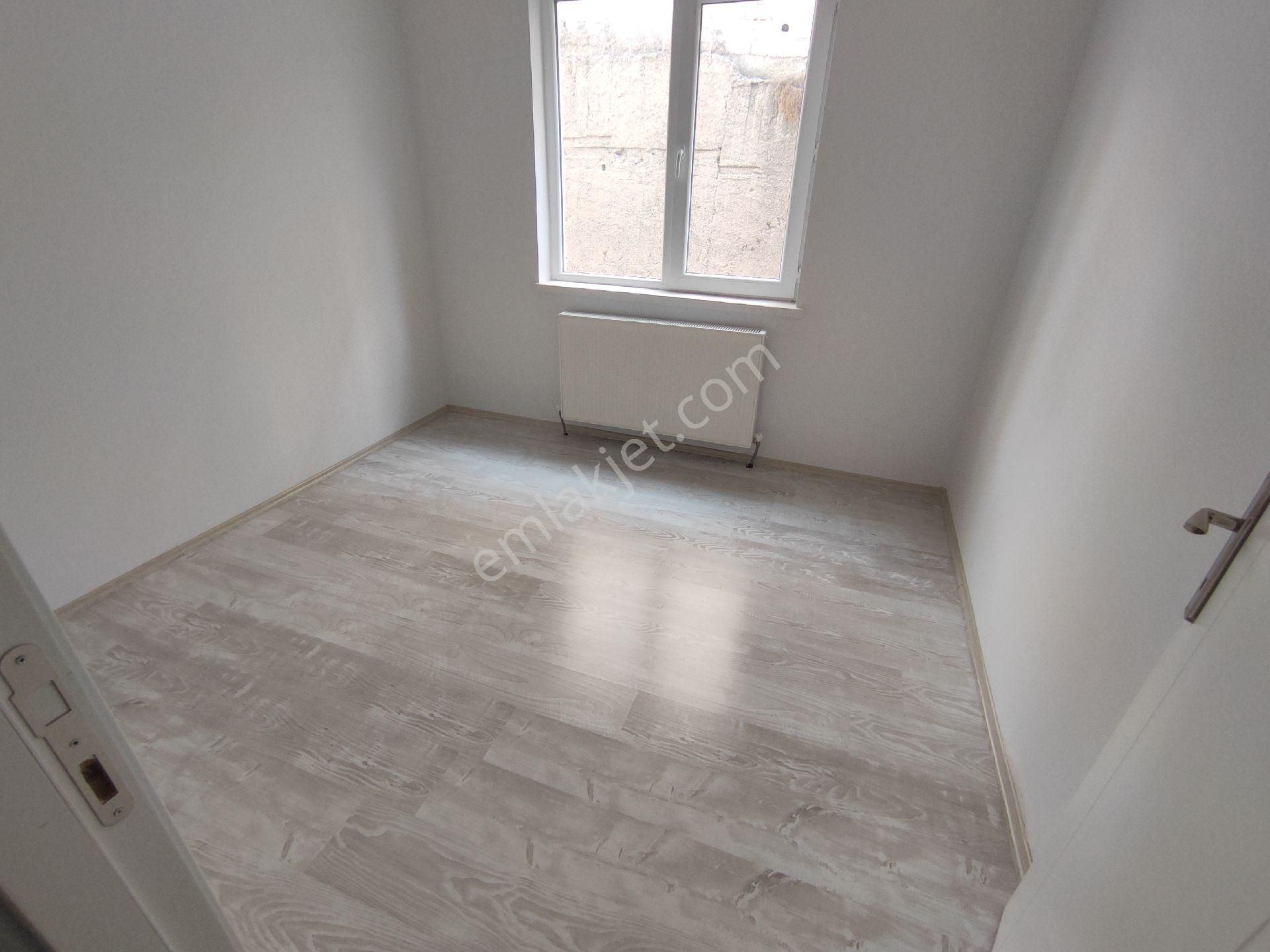 Başpınar Mah. Kiralık 3+1 Asansörlü Çift Banyo Cadde Yakın - Görsel 15