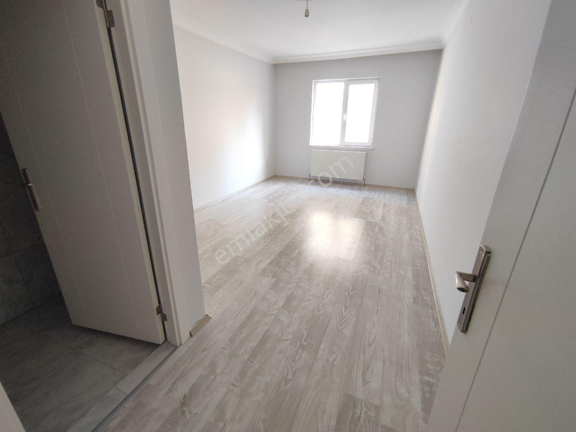Başpınar Mah. Kiralık 3+1 Asansörlü Çift Banyo Cadde Yakın - Görsel 10