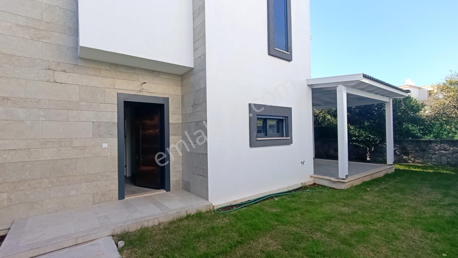 Turgutreis Merkezde Sıfır 3+1 Tam Müstakil Villa - Görsel 6