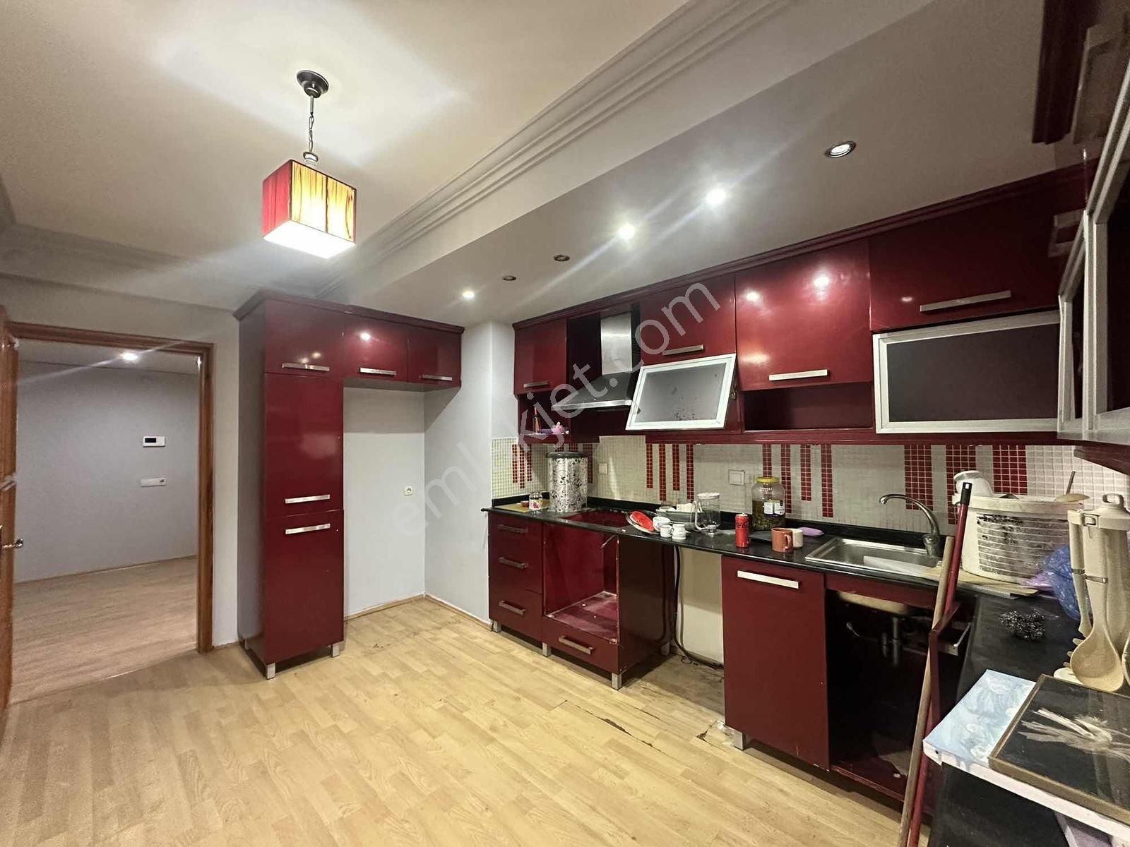 Alanya / Saray Mh. Kiralık Daire 2+1 Ayrı Mutfak - Görsel 2