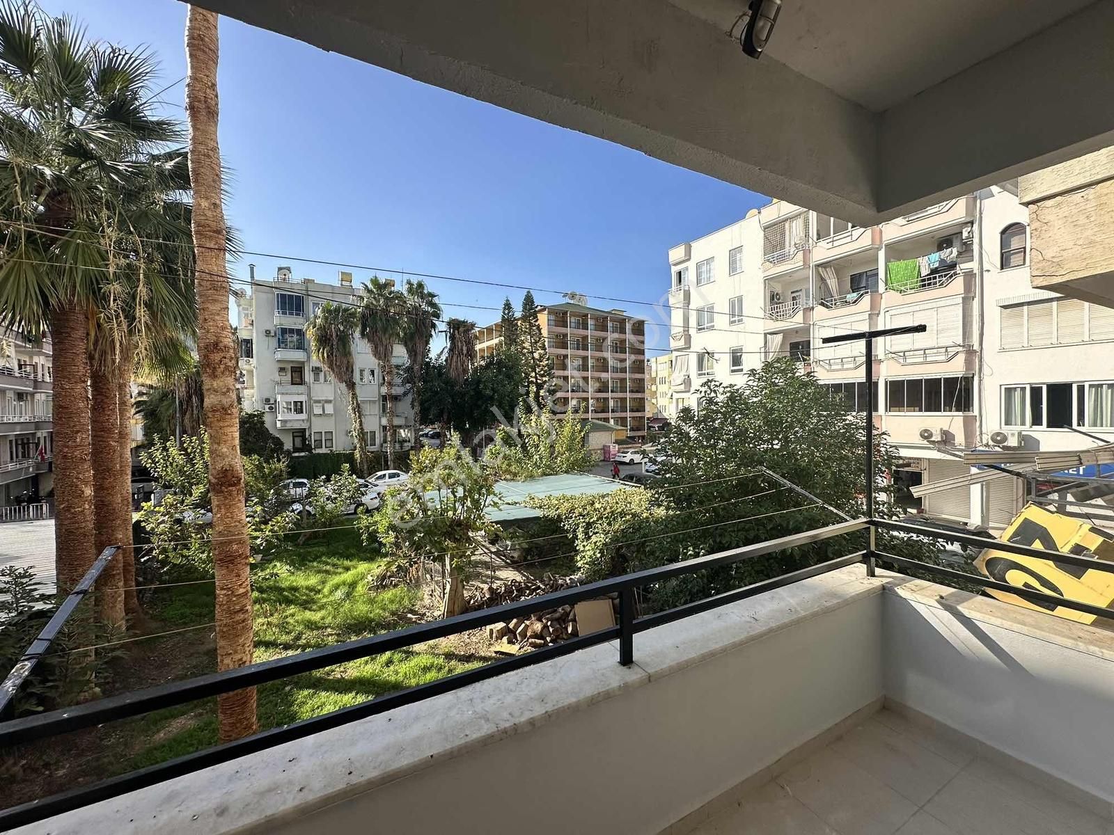 Alanya / Saray Mh. Kiralık Daire 2+1 Ayrı Mutfak - Görsel 15