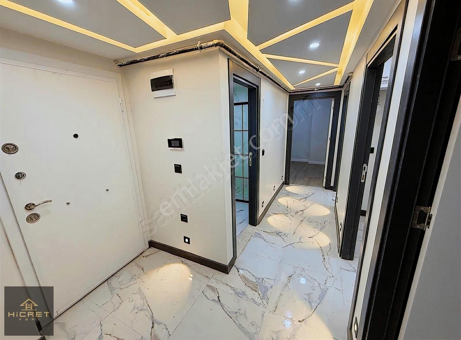 50.yıl Mh'de Satılık 2+1 95 M² Yerden Isıtma 4.kat Lüks Daire... - Görsel 6