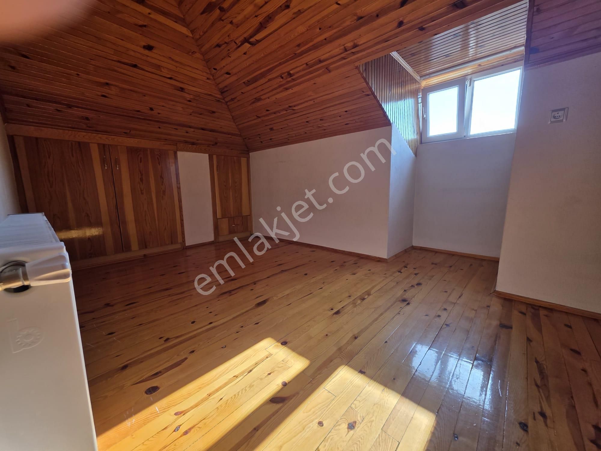 Muratdede'de Merkezi Konumda Kiralık 3+1 Daire - Görsel 19