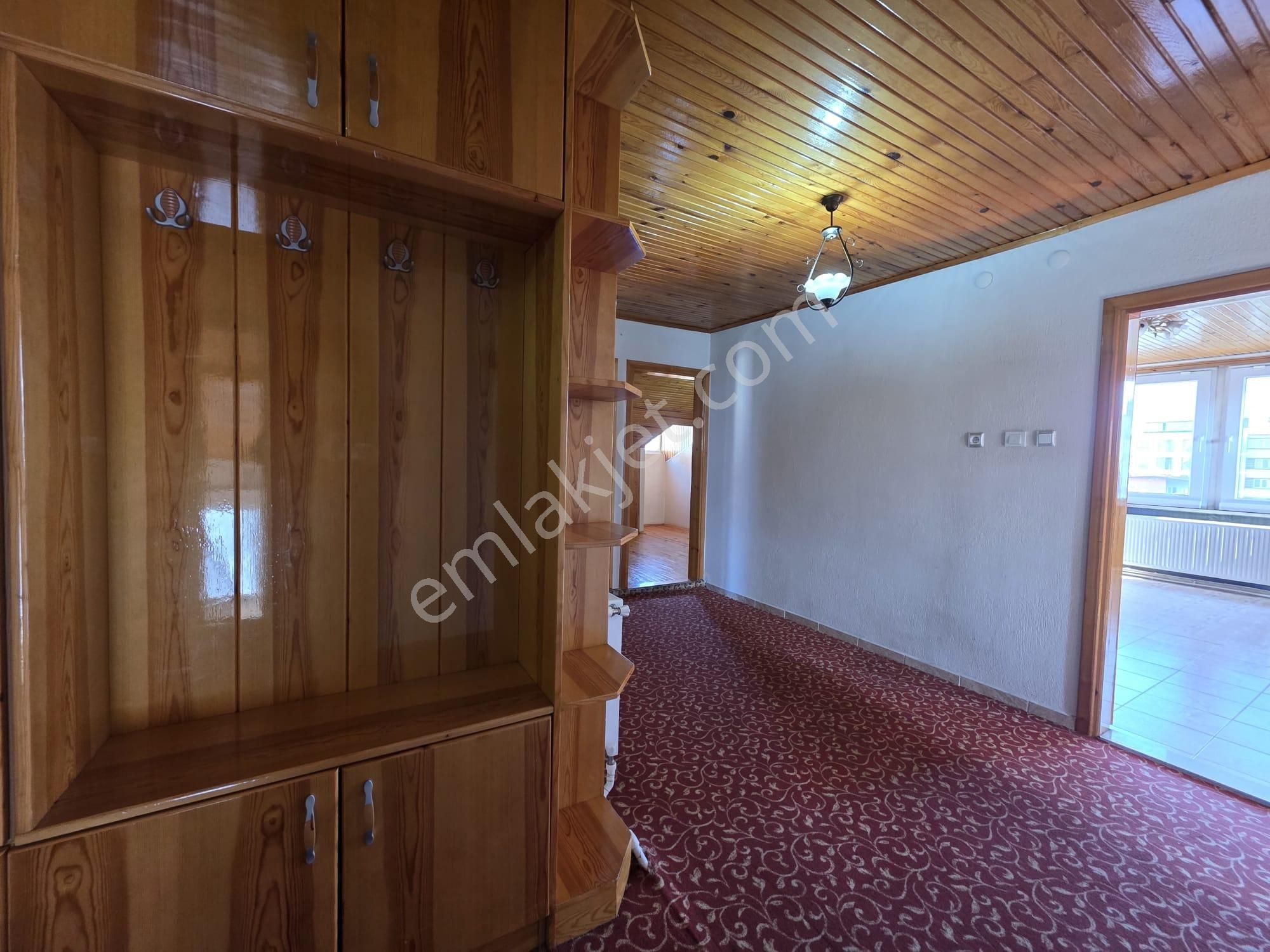 Muratdede'de Merkezi Konumda Kiralık 3+1 Daire