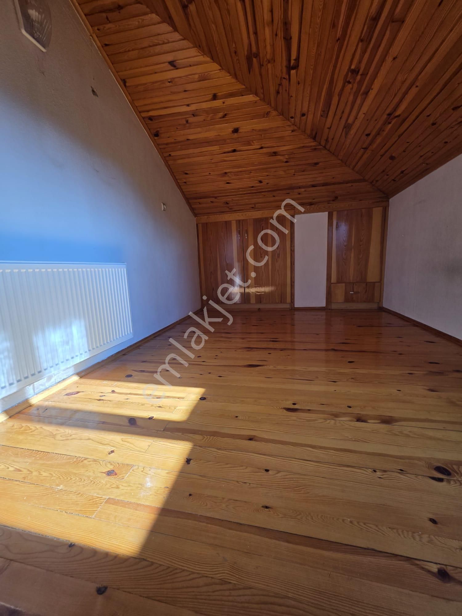 Muratdede'de Merkezi Konumda Kiralık 3+1 Daire - Görsel 17