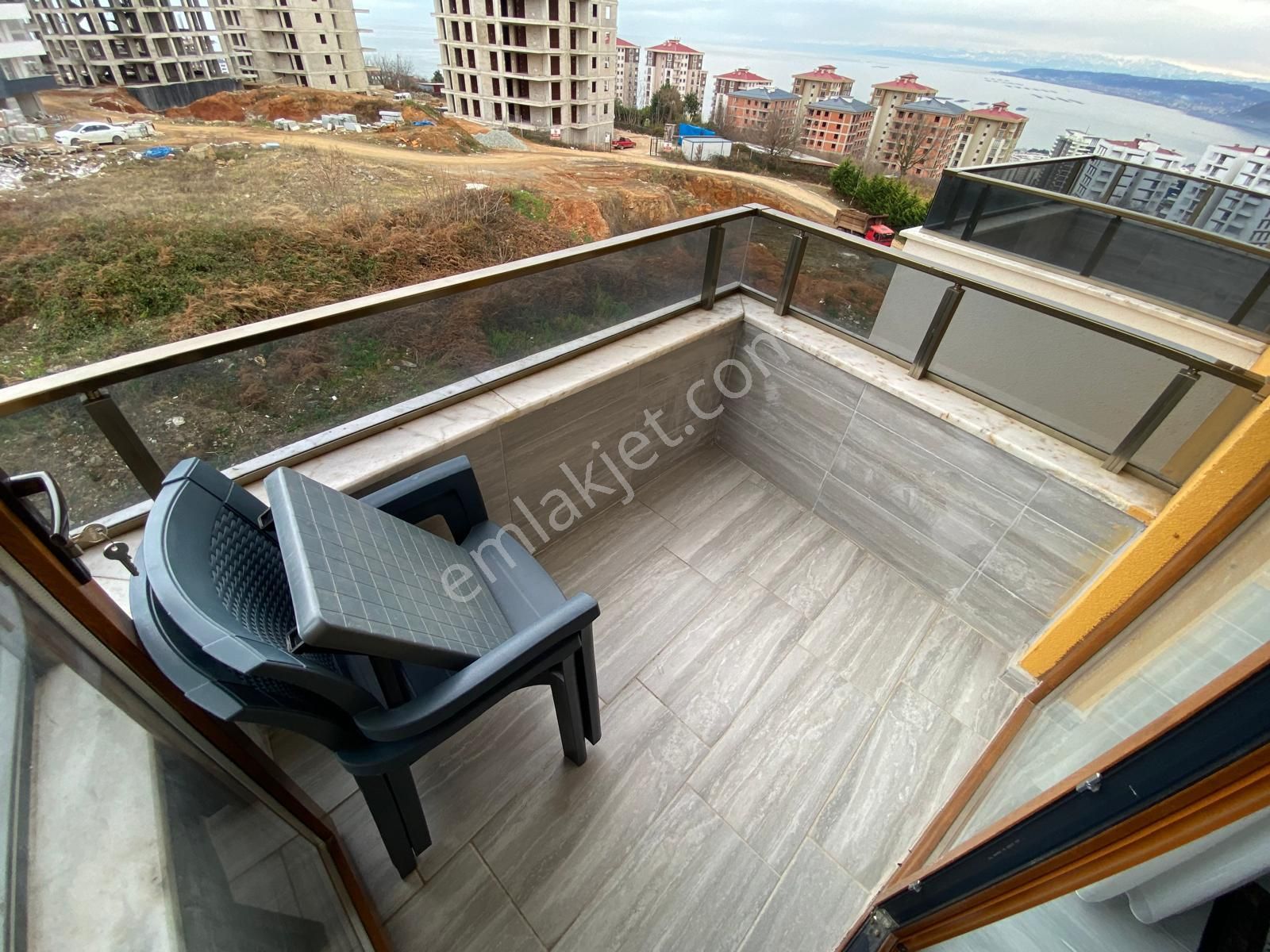 Trabzon Yalıncak'ta Satılık 2+1 Eşyalı Daire - Görsel 19