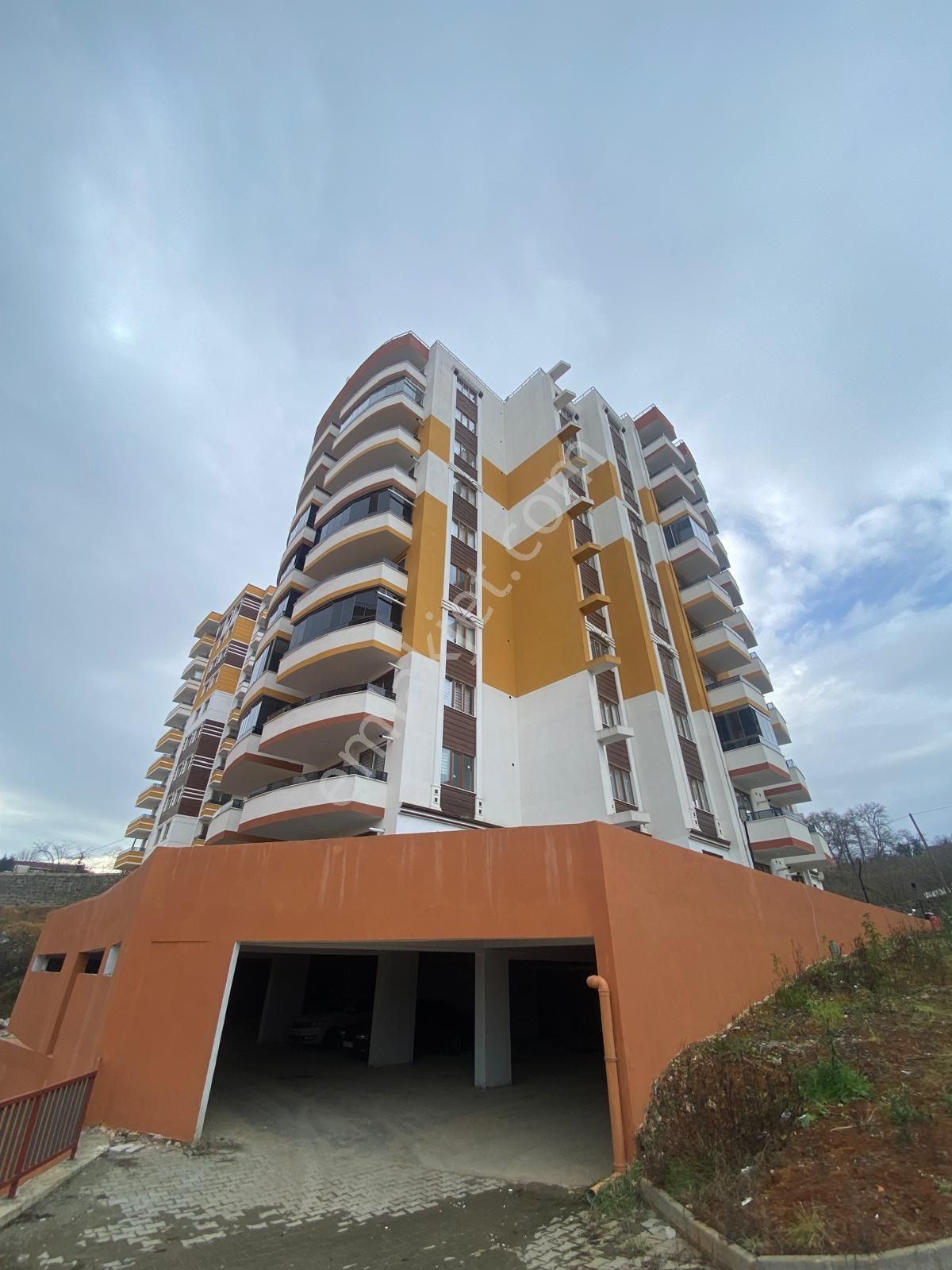Trabzon Yalıncak'ta Satılık 2+1 Eşyalı Daire - Görsel 29