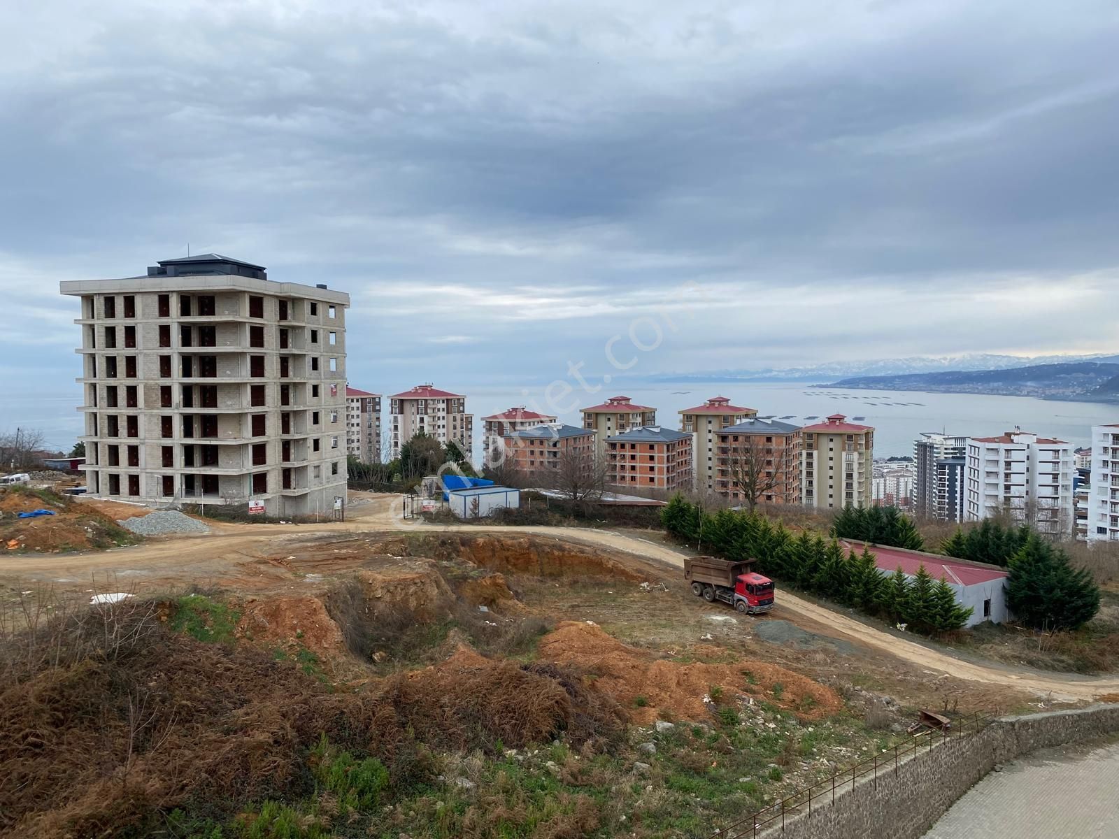 Trabzon Yalıncak'ta Satılık 2+1 Eşyalı Daire - Görsel 26