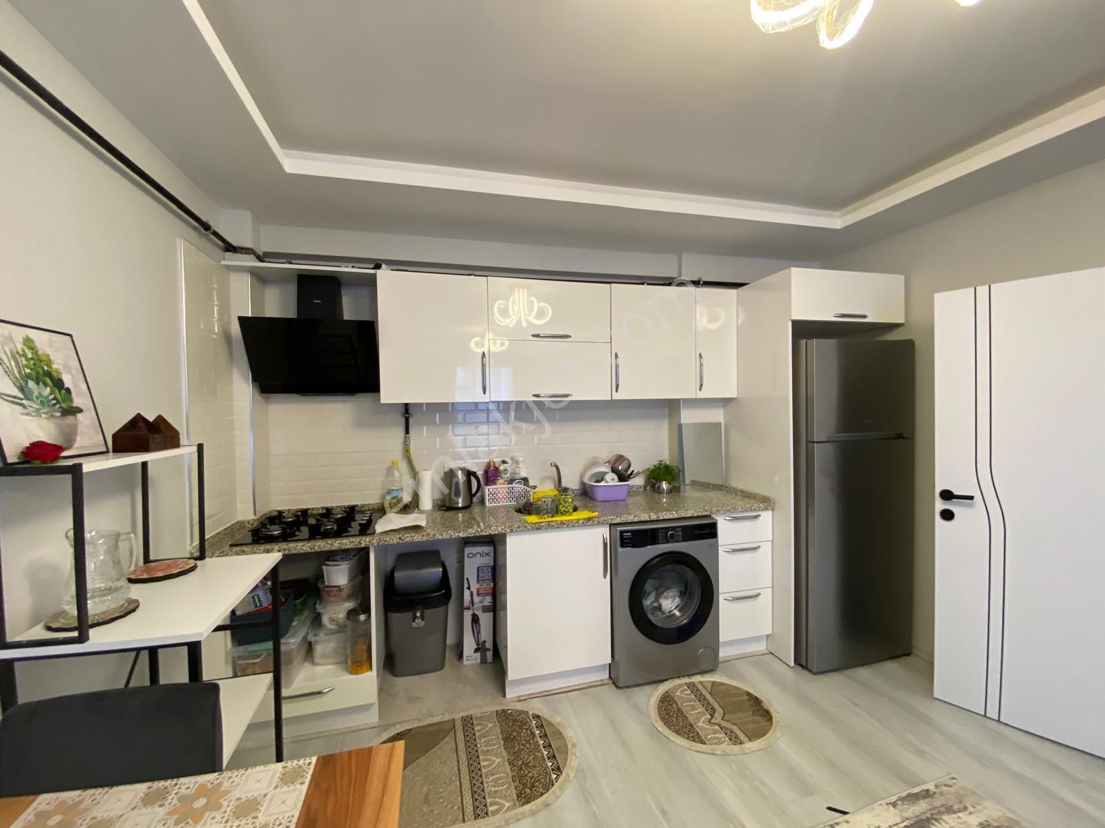 Trabzon Yalıncak'ta Satılık 2+1 Eşyalı Daire - Görsel 3