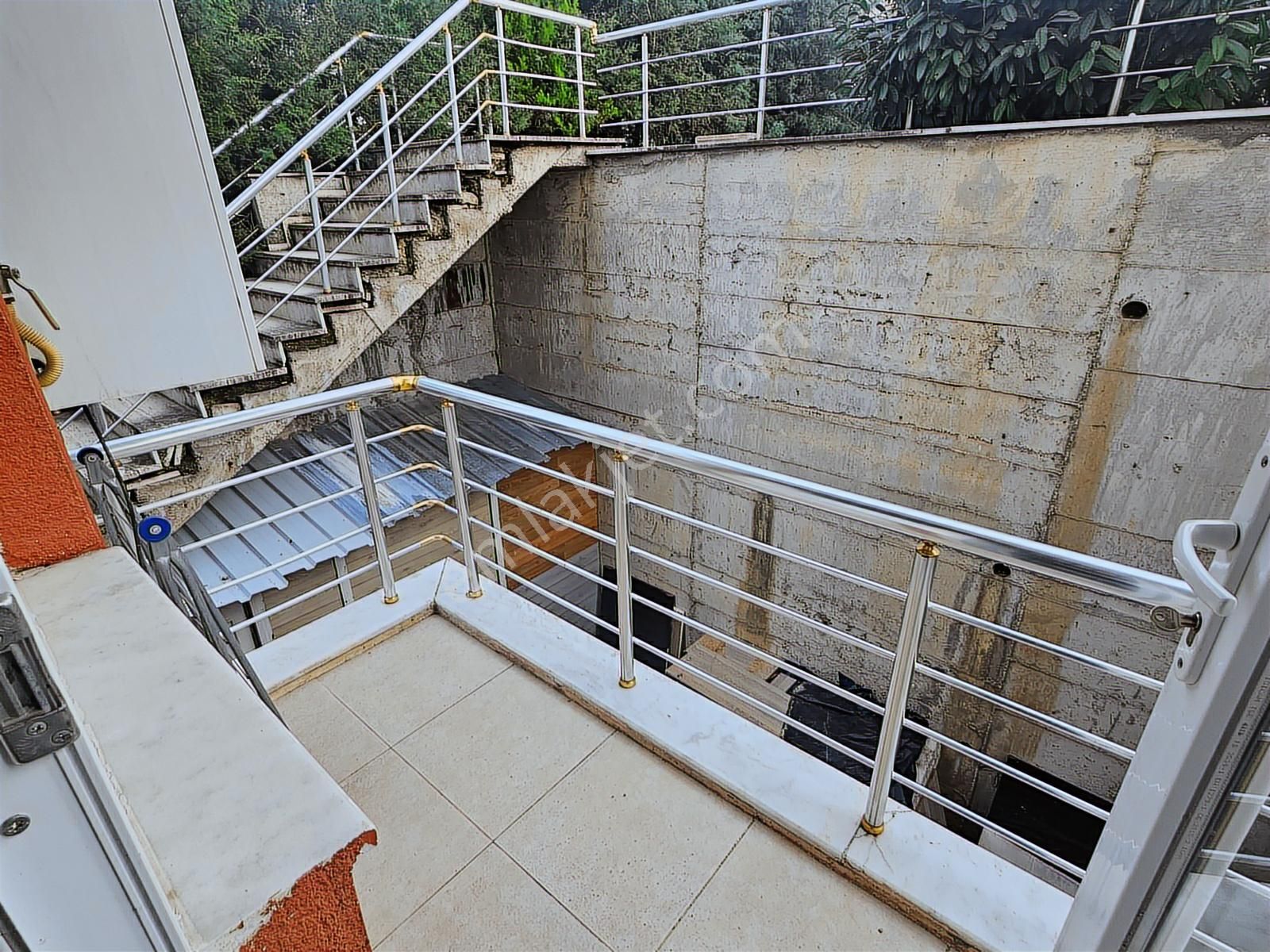 Serdivan K.paşada Tapu Yolu Üzerinde Kiralık Arakat Eşyalı Daire - Görsel 5