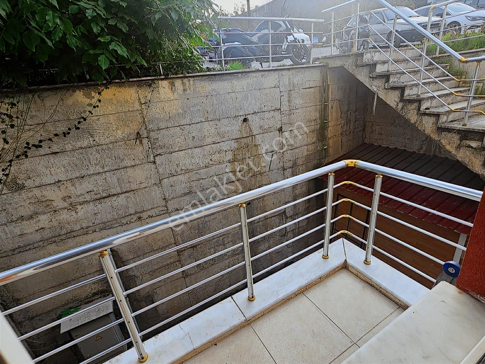 Serdivan K.paşada Tapu Yolu Üzerinde Kiralık Arakat Eşyalı Daire - Görsel 9