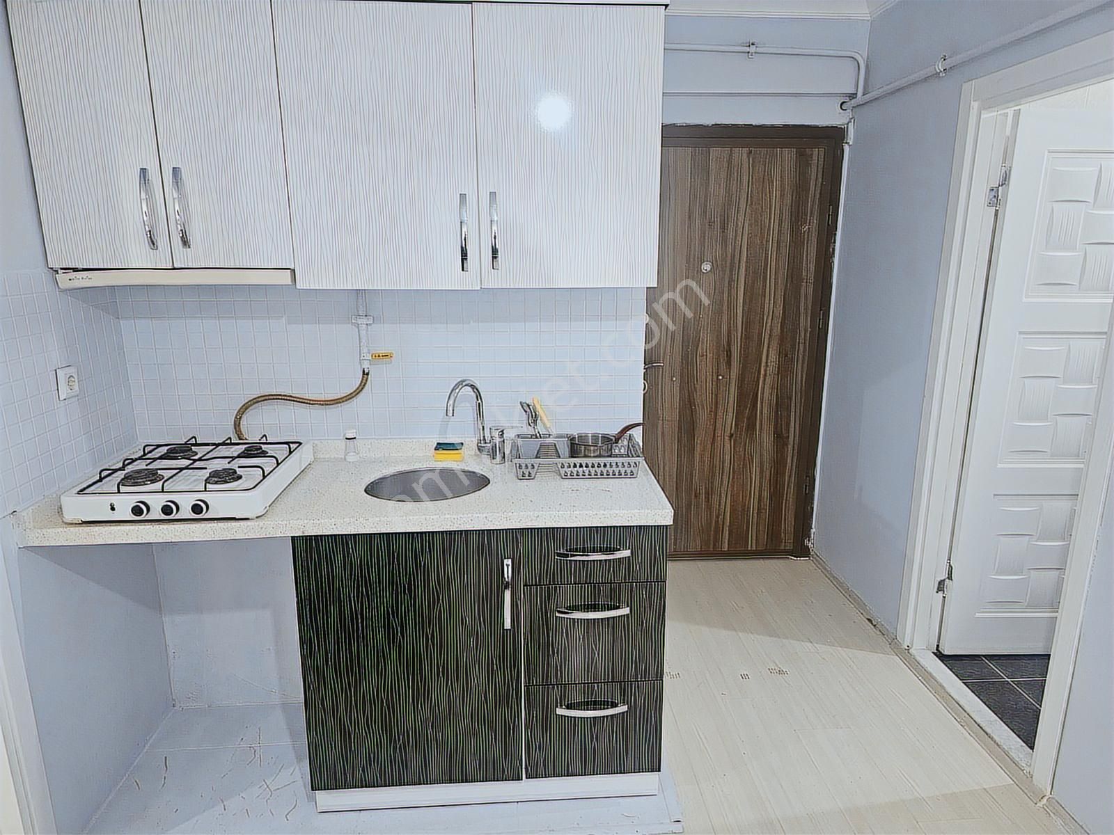 Serdivan K.paşada Tapu Yolu Üzerinde Kiralık Arakat Eşyalı Daire - Görsel 14