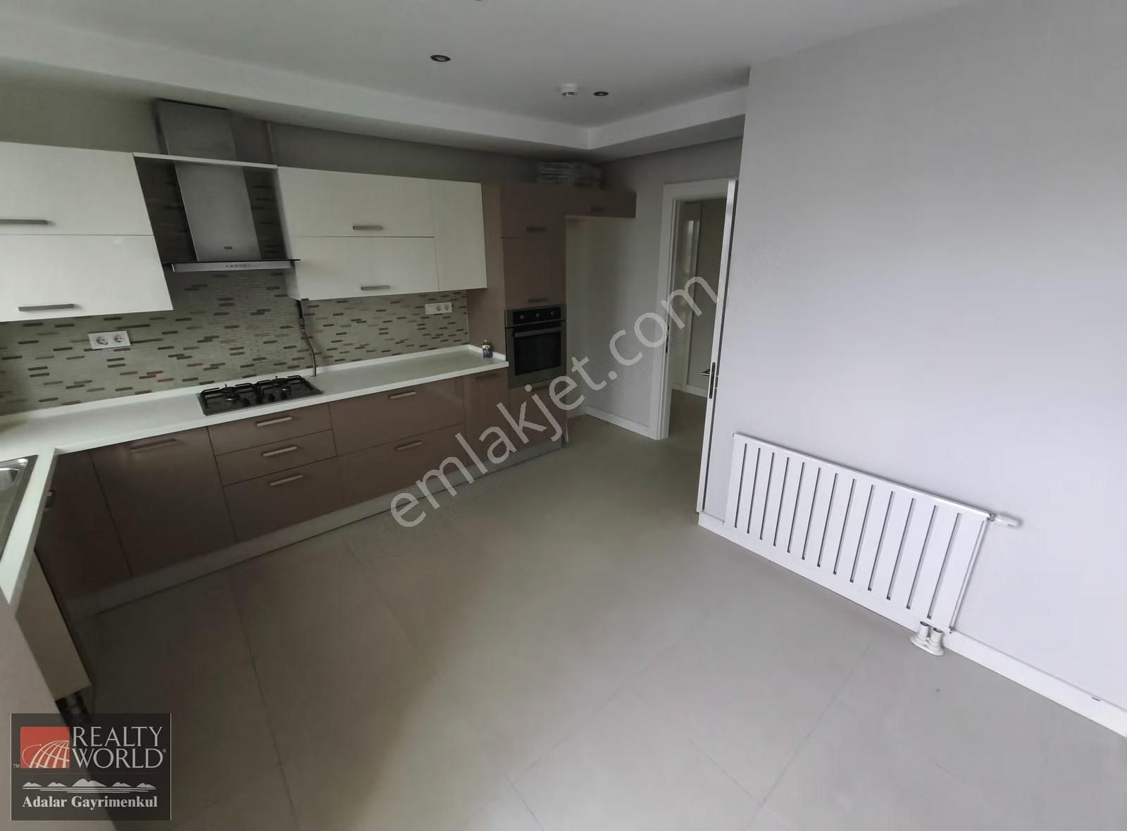 Kartal Vadi Kule Ara Kat Oturuma Hazır 3+1 Kiralık Daire - Görsel 13