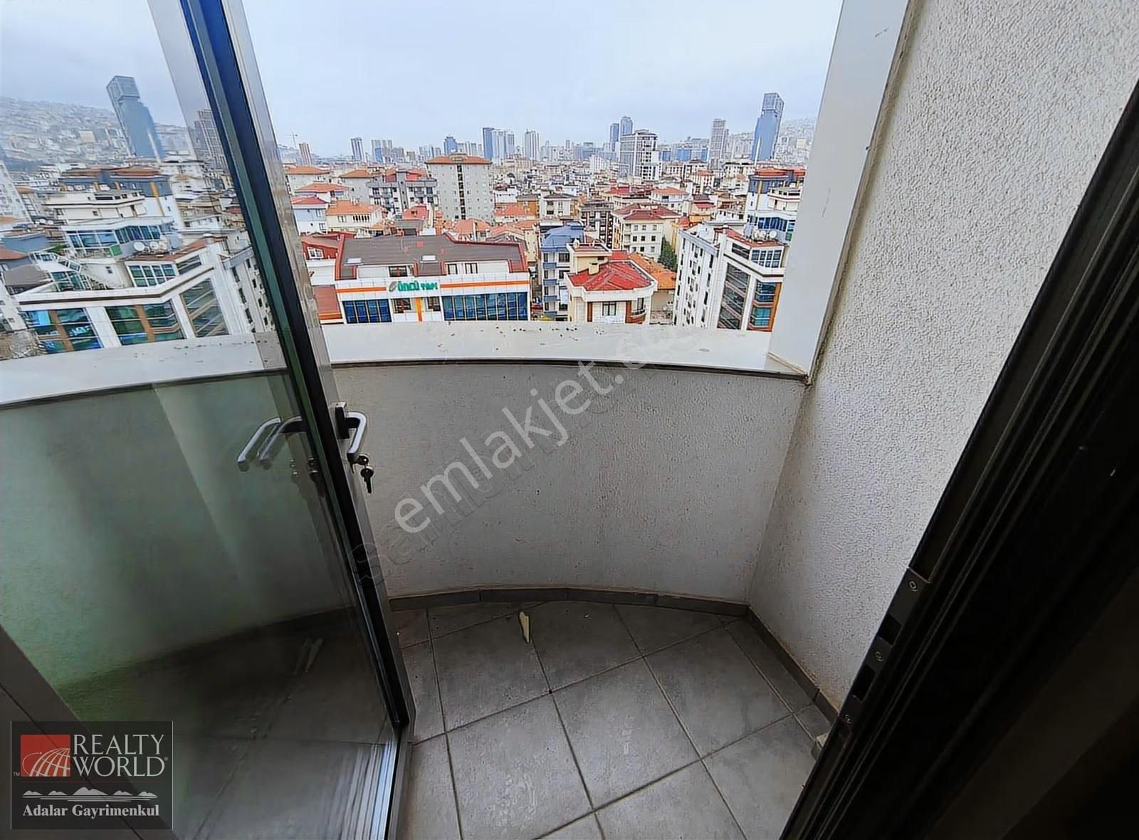 Kartal Vadi Kule Ara Kat Oturuma Hazır 3+1 Kiralık Daire - Görsel 2