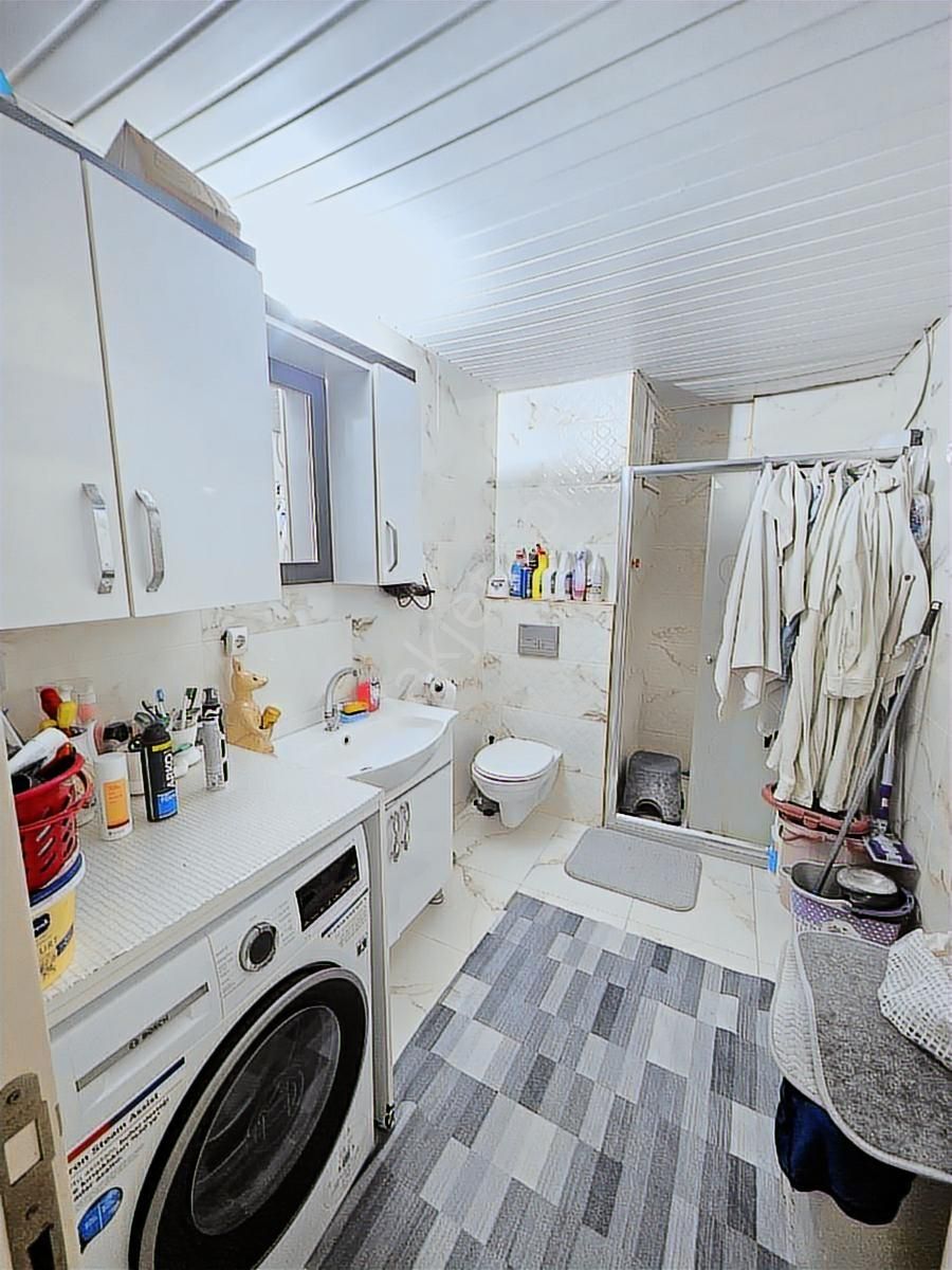 Turgut Emlak'tan 6 Yaşında Yeni Aciil Satılık Ev