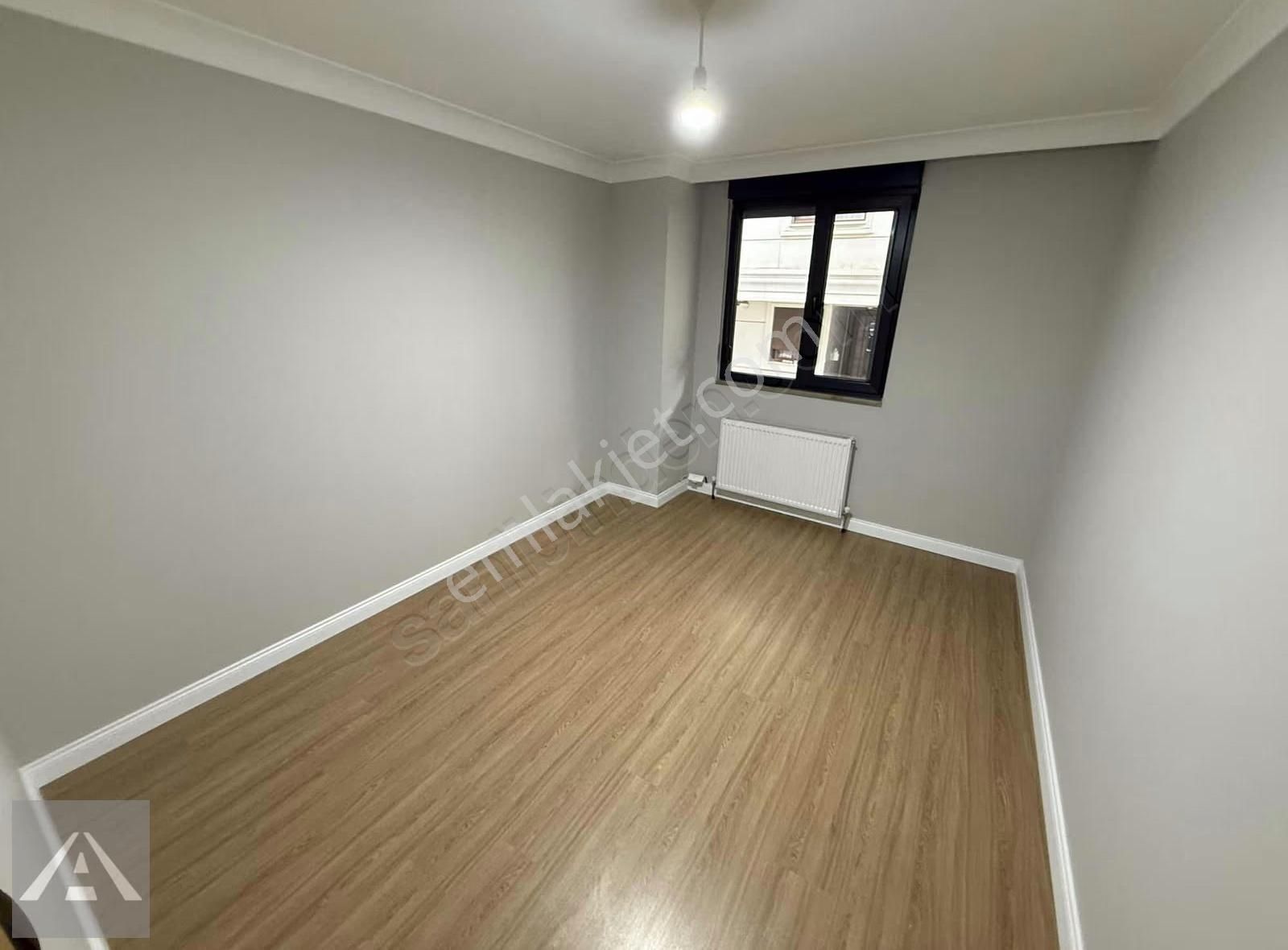 50. Yıl Parkına Komşu Yeni Binada Ön Cephe Boş 3+1 - Görsel 17